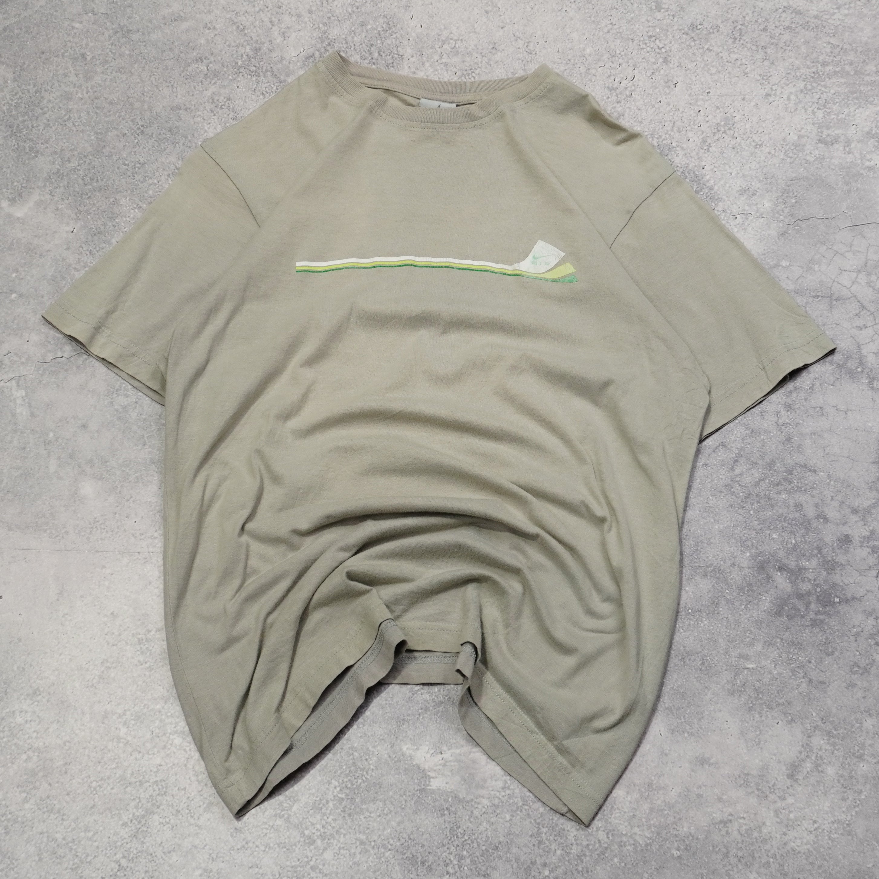 2000s Nike T-Shirt
