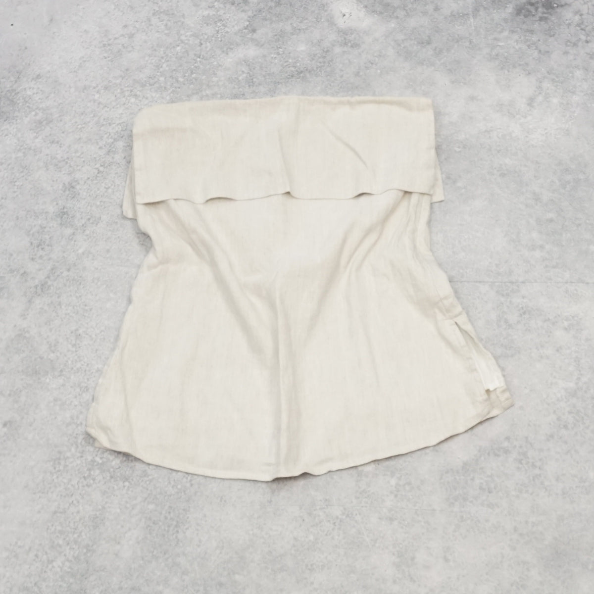 Dissh Strapless Linen Top