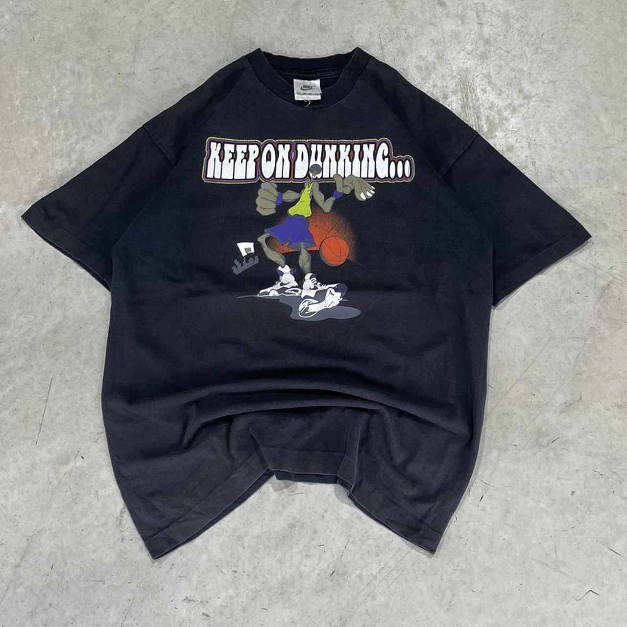 90s Nike Boxy T-Shirt Graphic Tee