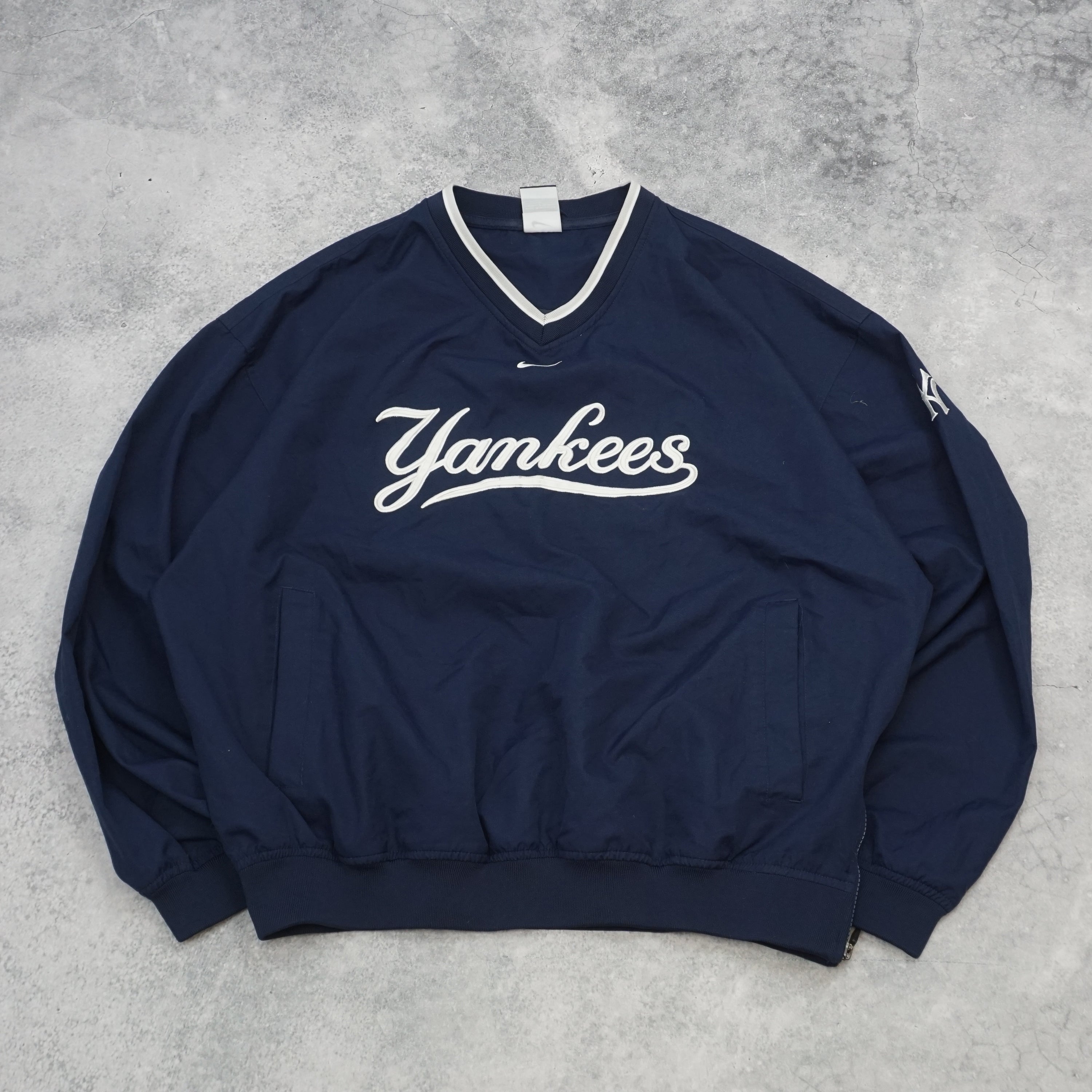 Nike Yankees Graphic Sweater