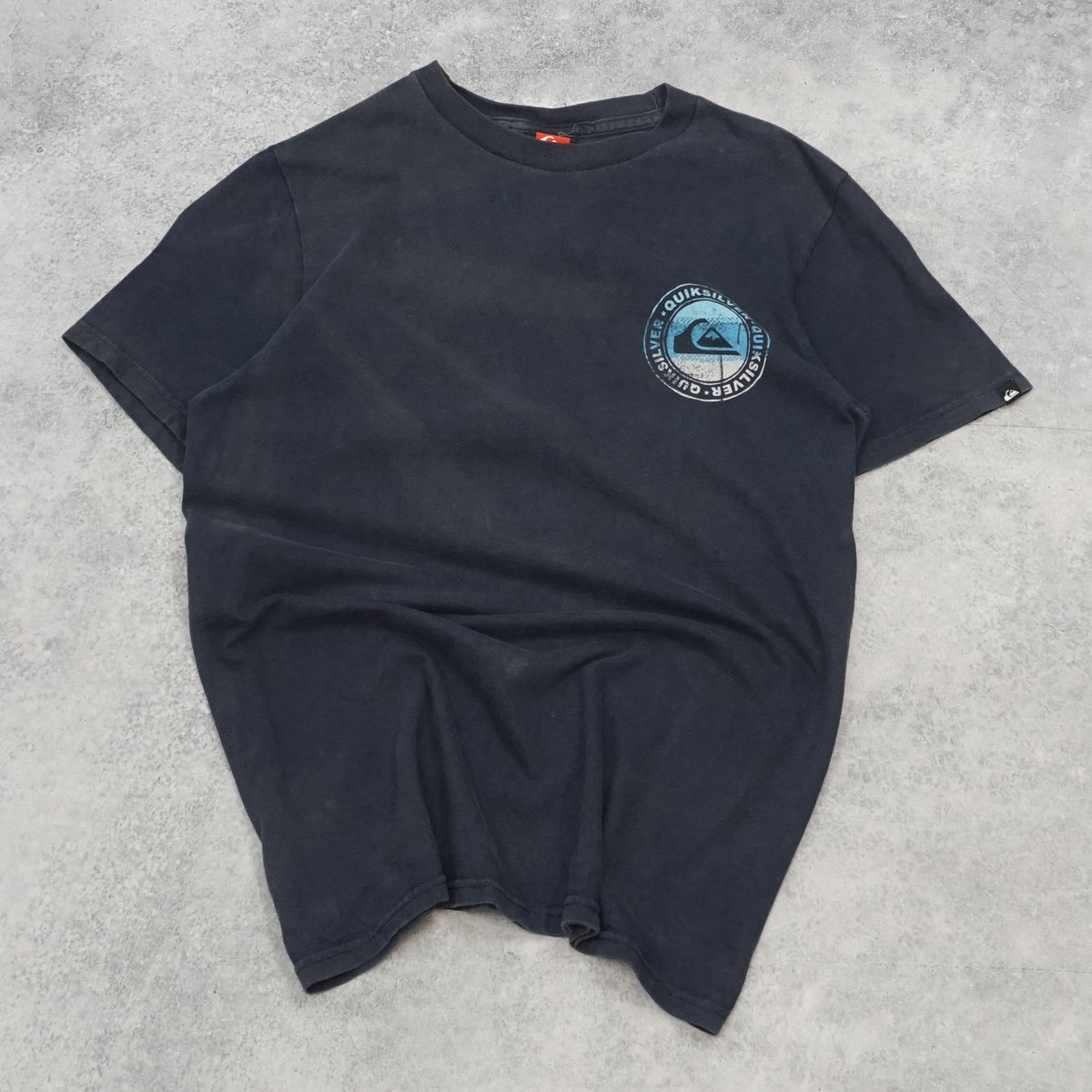 2000s Quiksilver Circle Logo Graphic T-Shirt