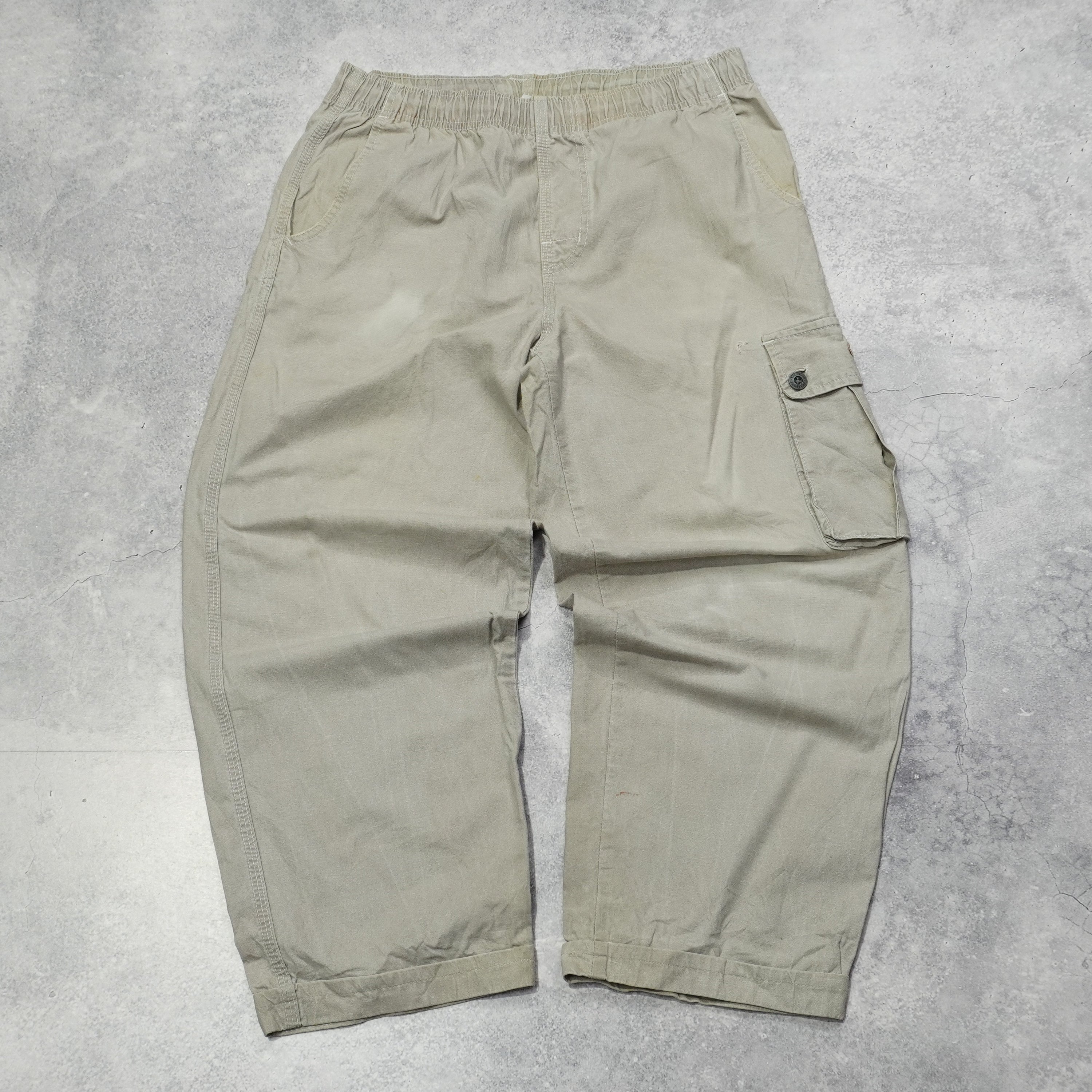 2000s Billabong Cargo Pants