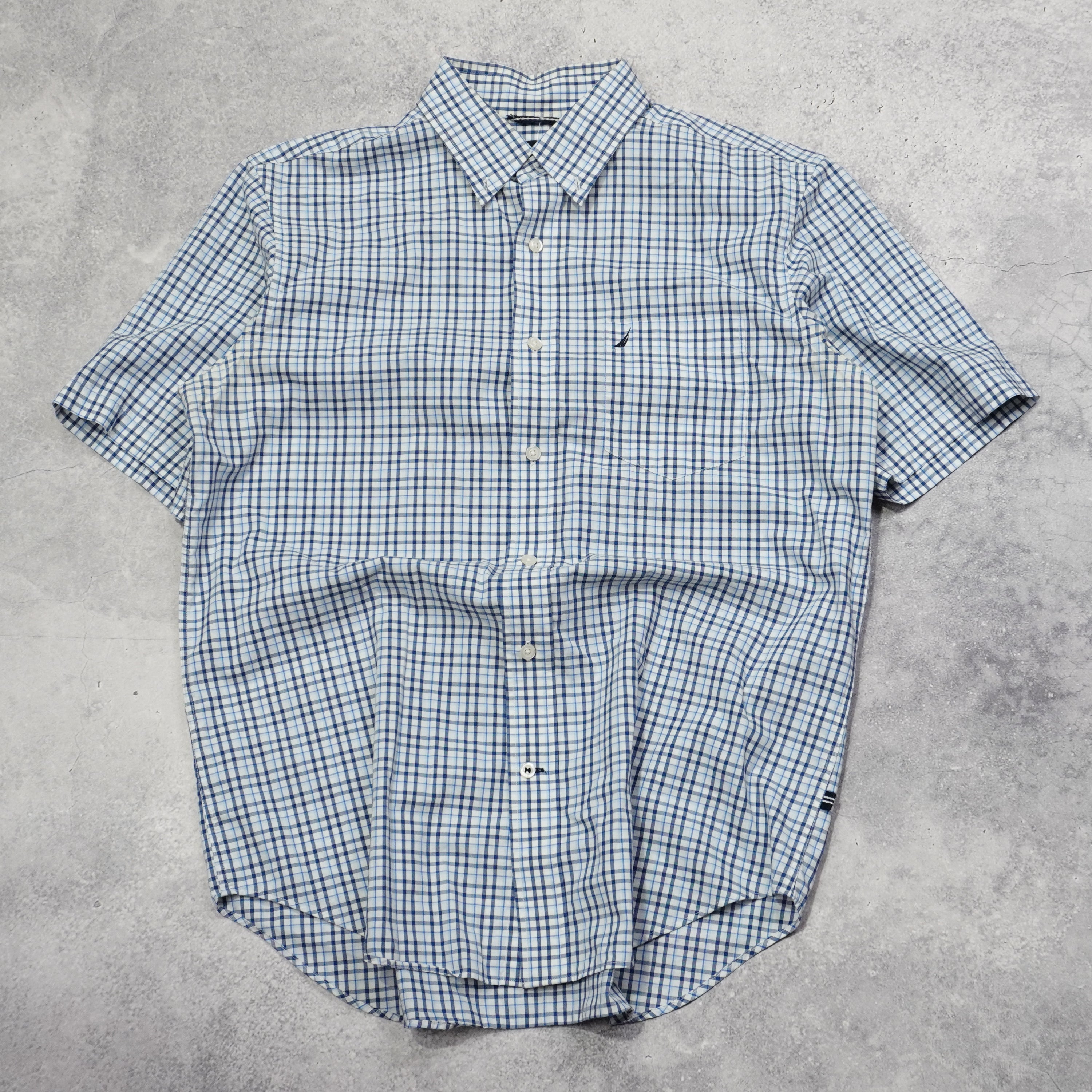 2000s Nautica Button Up
