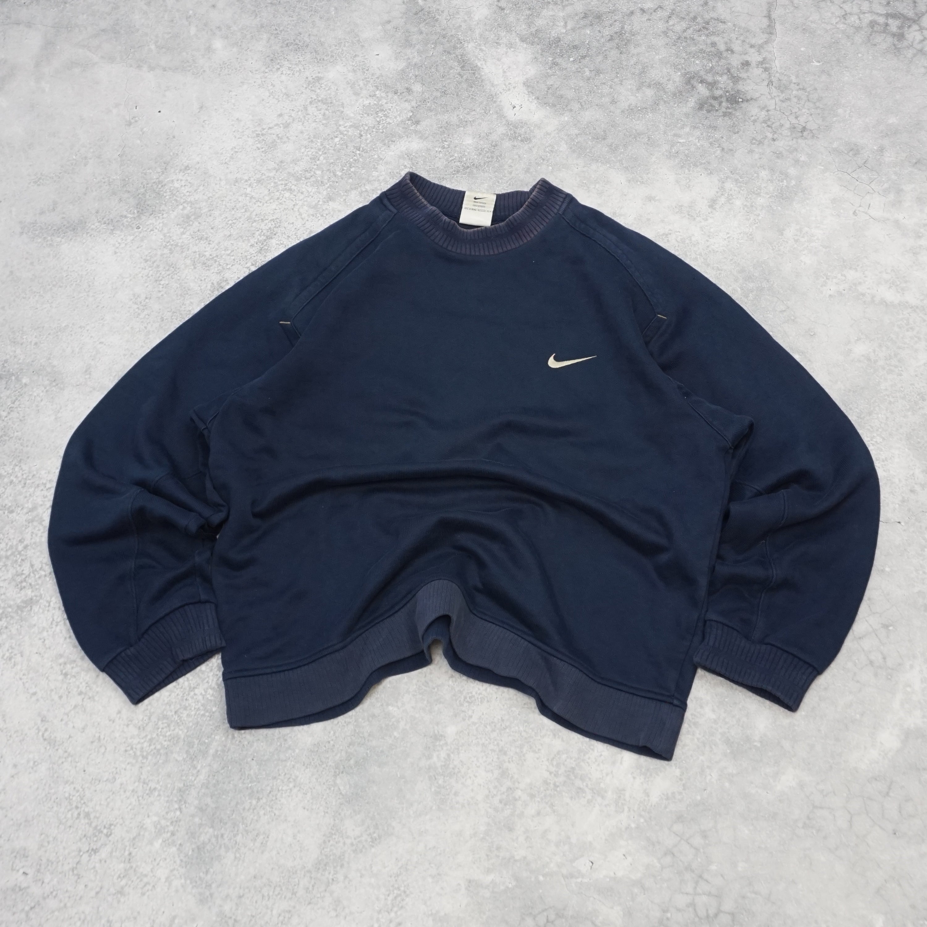 2000s Nike Sweater Crewneck