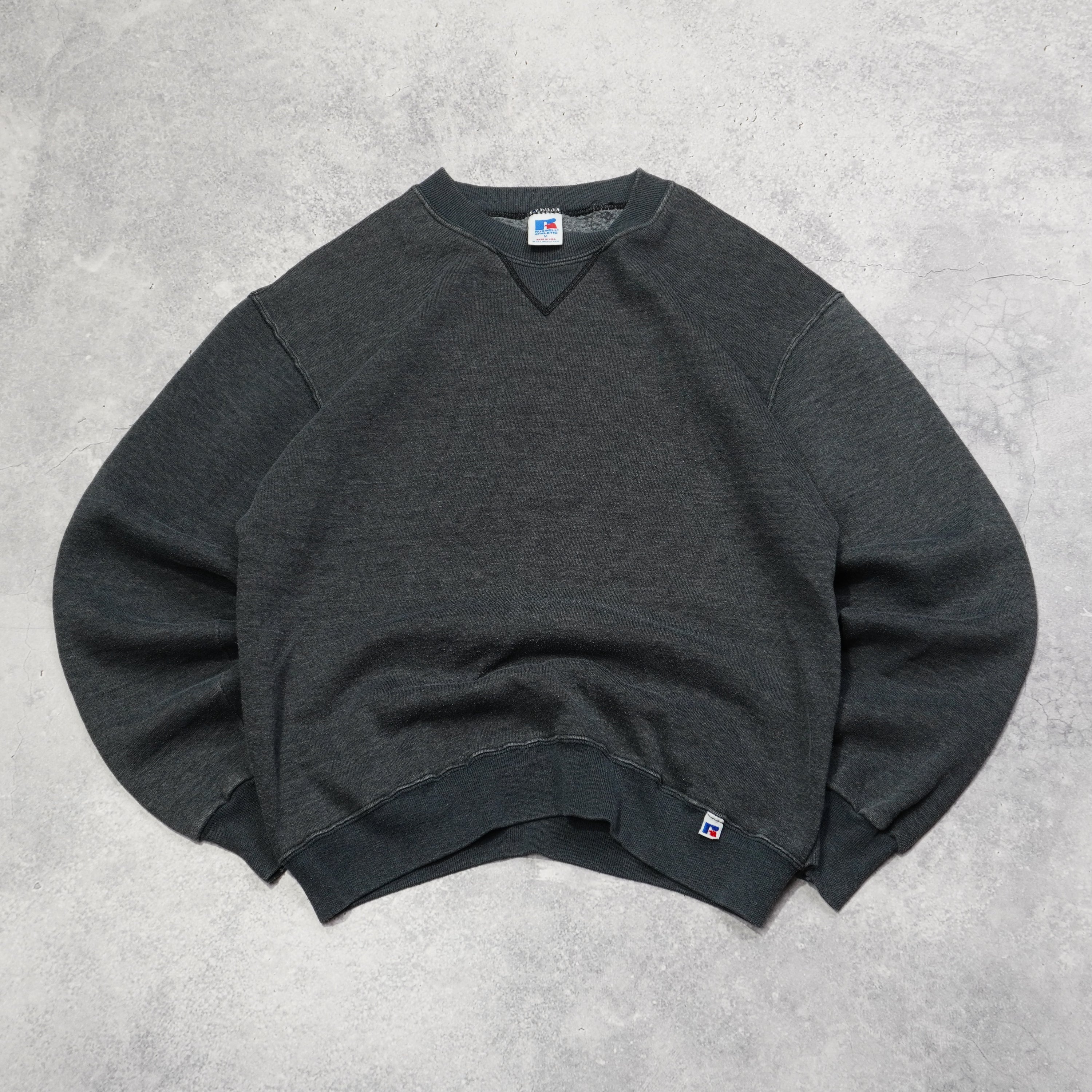2000s Russell Athletic Crewneck