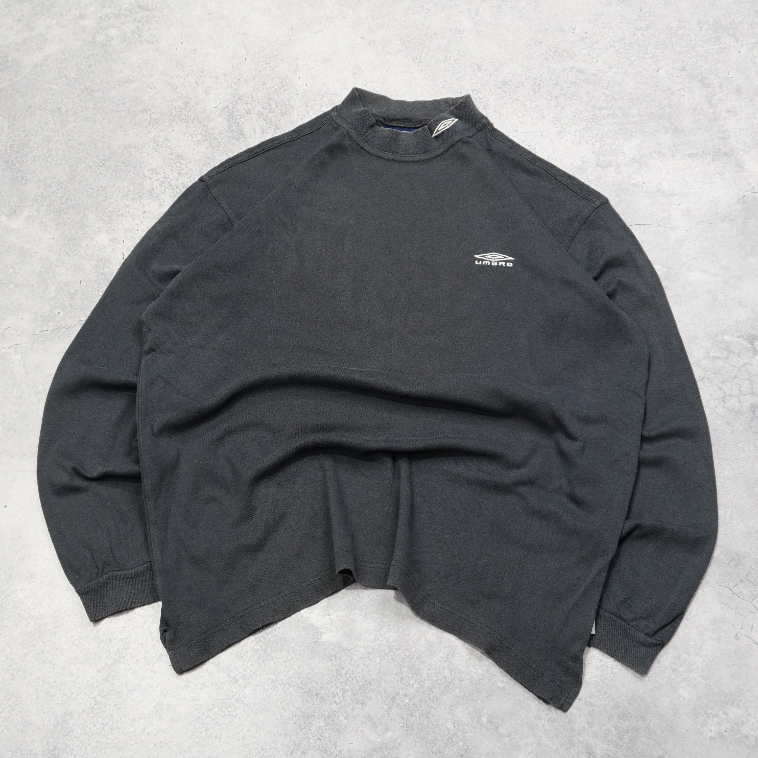 2000s Umbro Mockneck Loongsleeve T-Shirt
