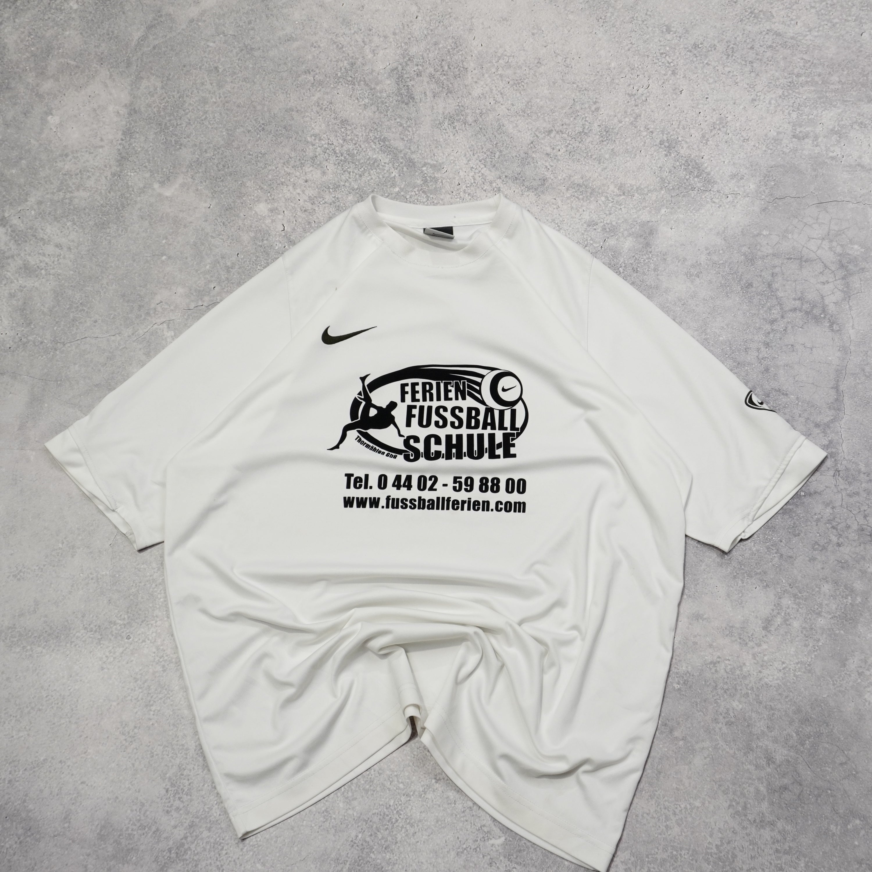 2000s Nike Fussball Ferien T-Shirt