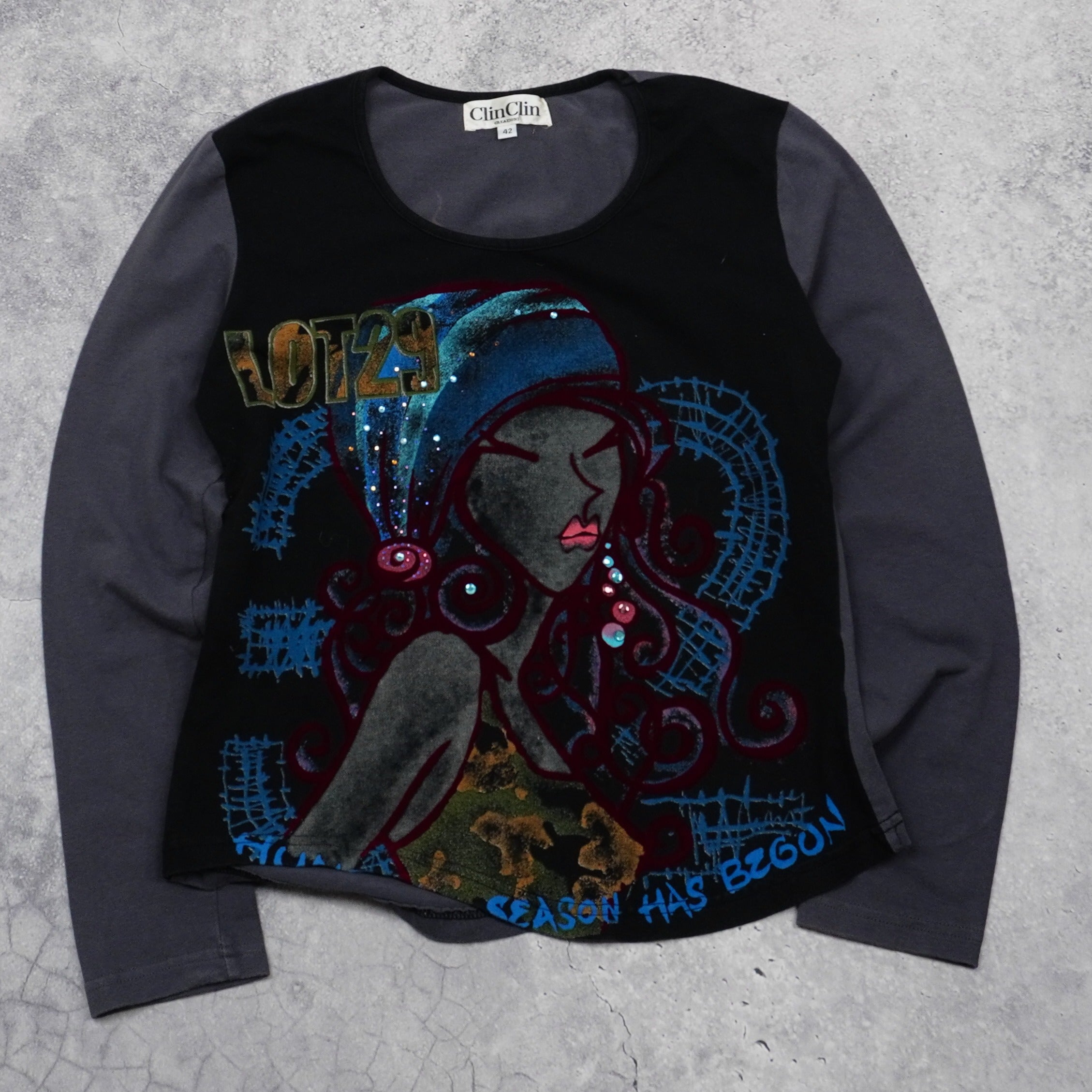 2000s ClinClin Graphic Top