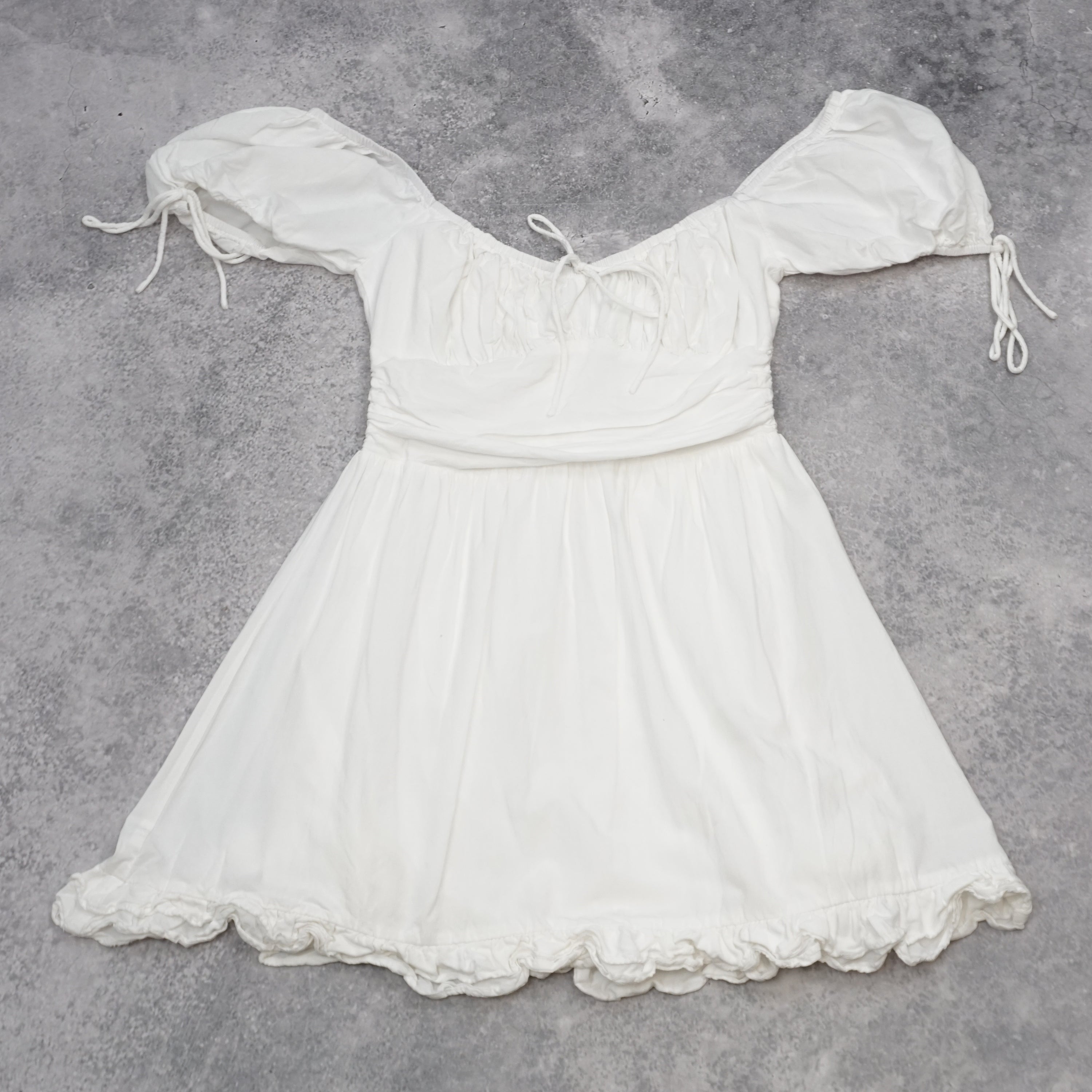Hello Molly Puffed sleeve Mini Dress