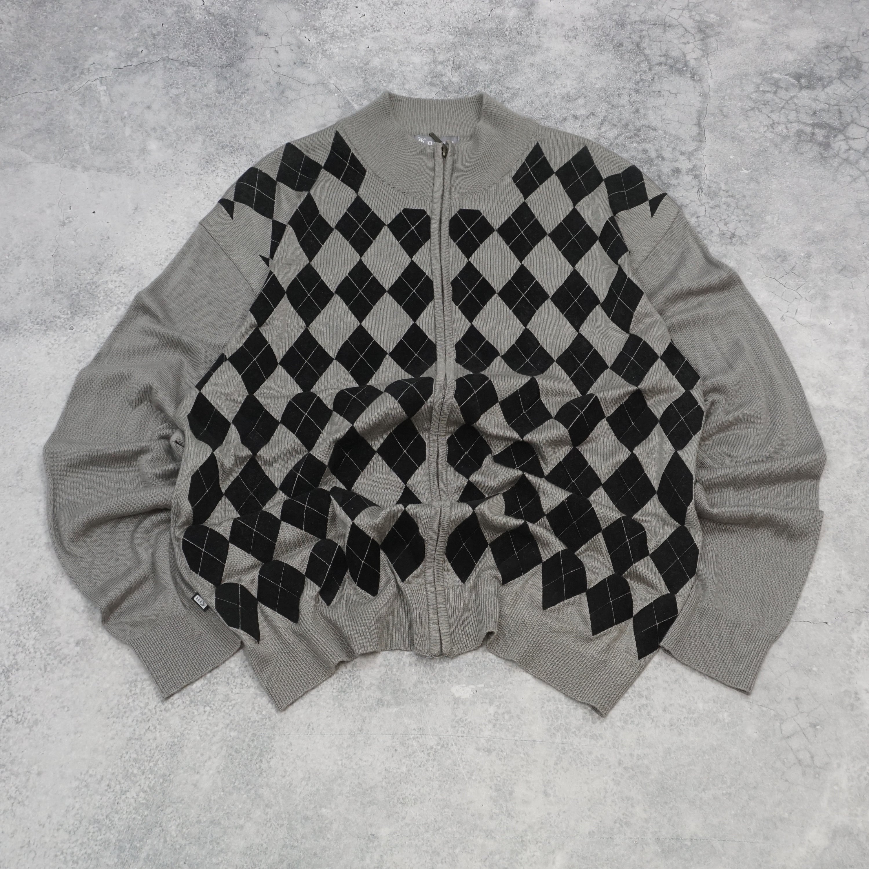 Koman Diamond Patterned Zip Up