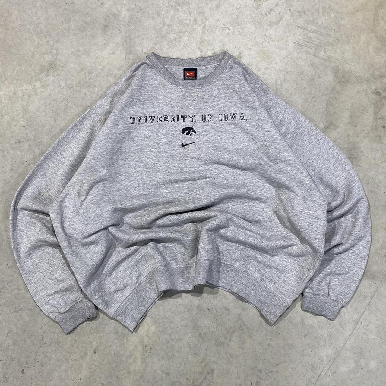 2000s Nike University Of Iowa Crewneck