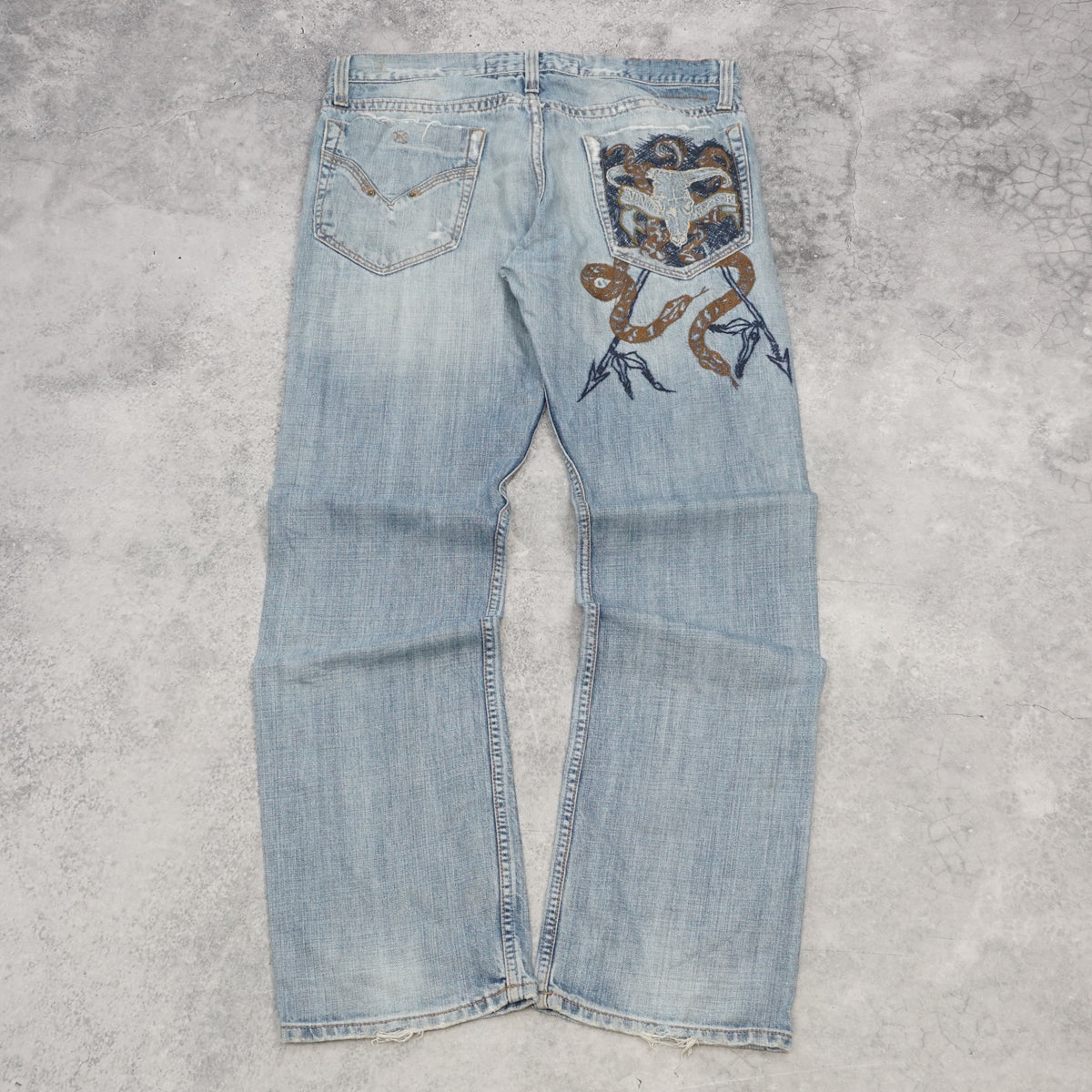 2000s The Ninth Indigo Revolution Straight Leg Jeans