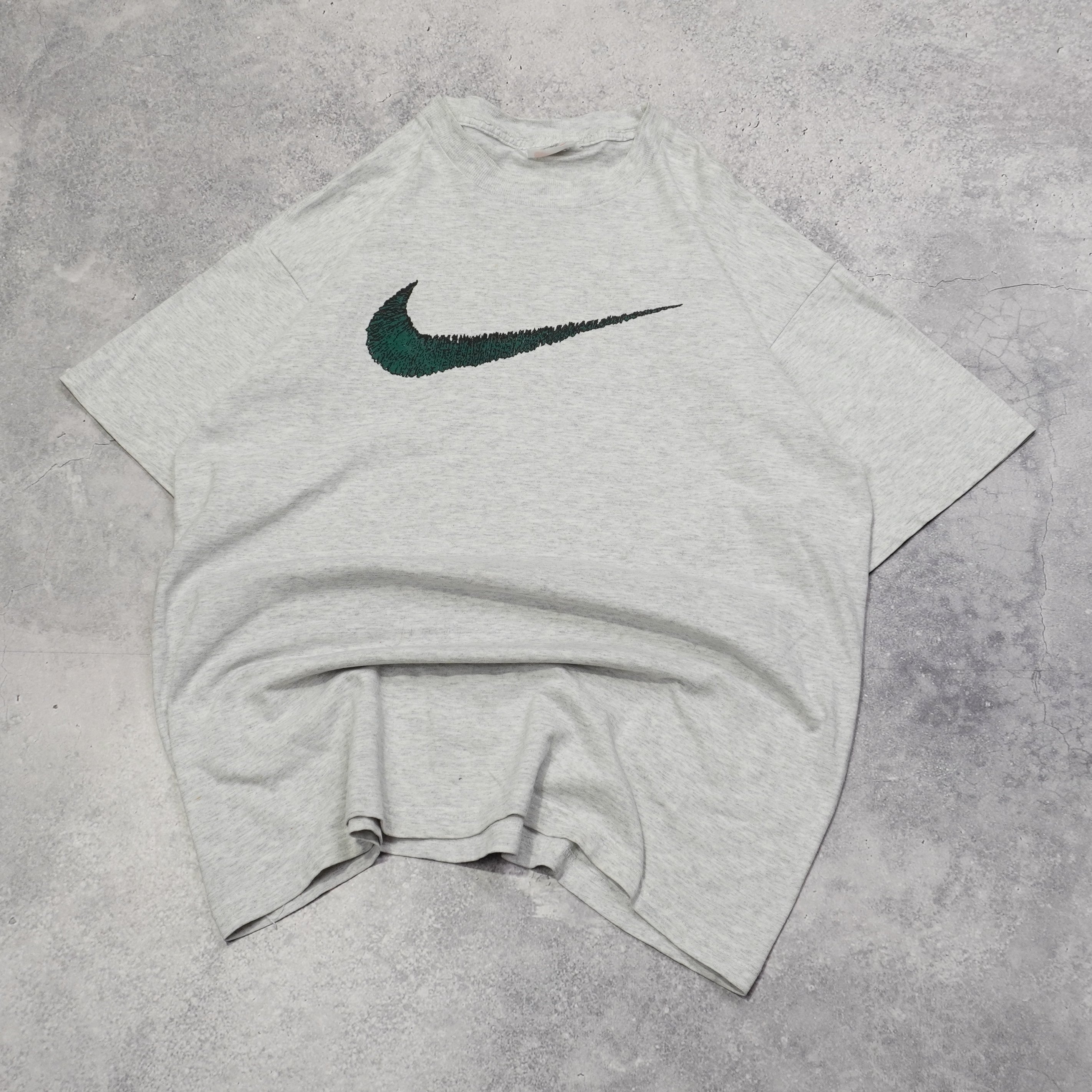 90s Nike Logo Graphic T-Shirt