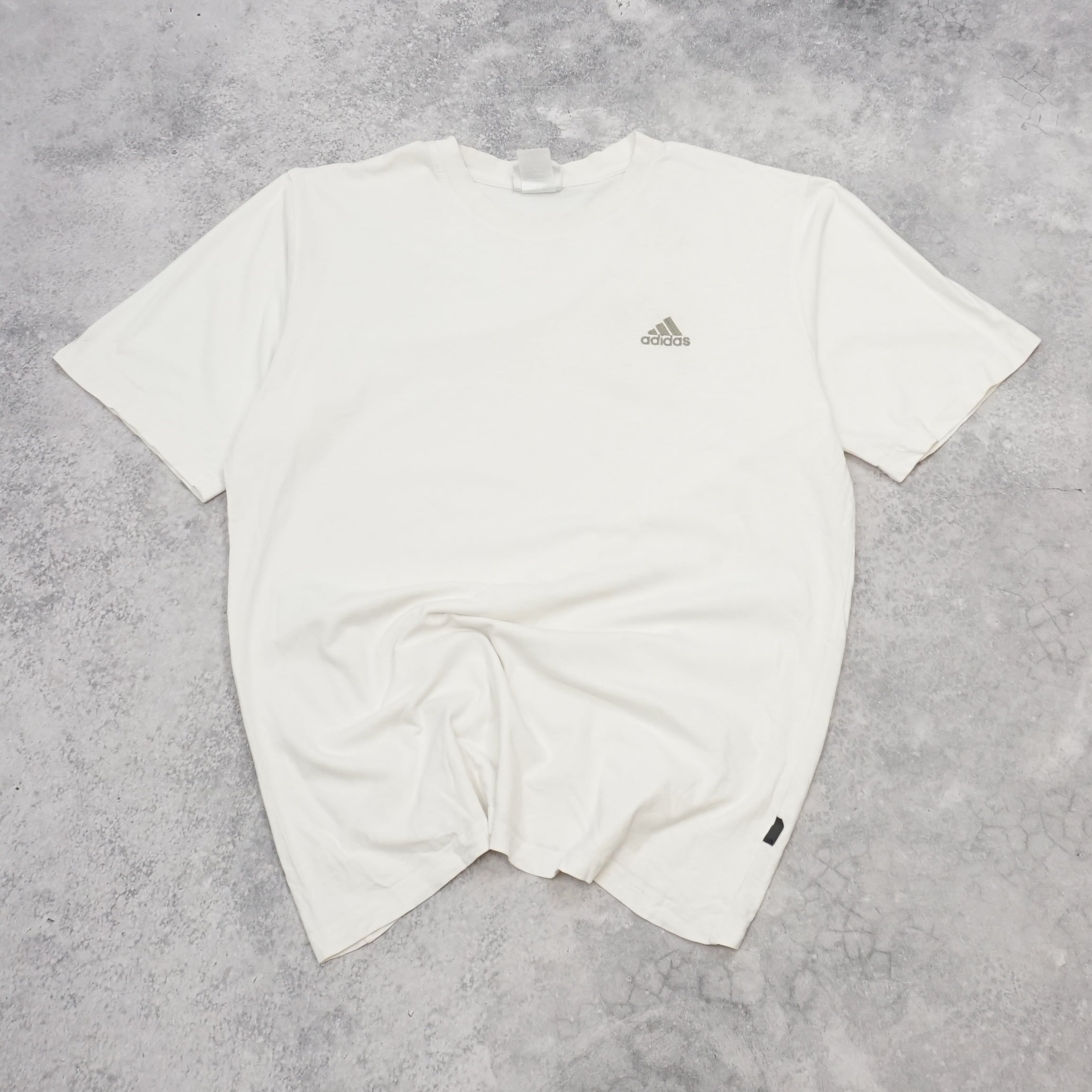 Adidas T-Shirt