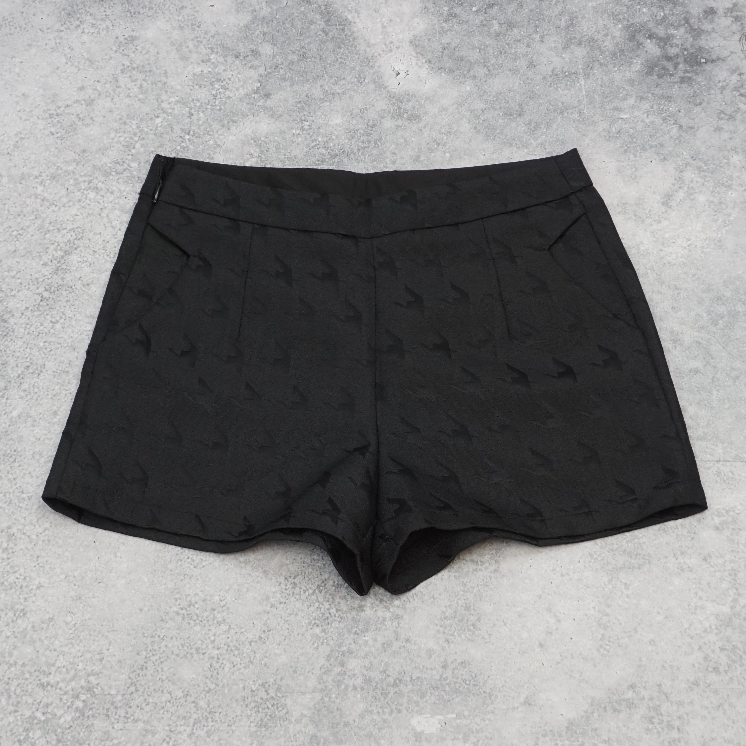 X-Kaui Shorts