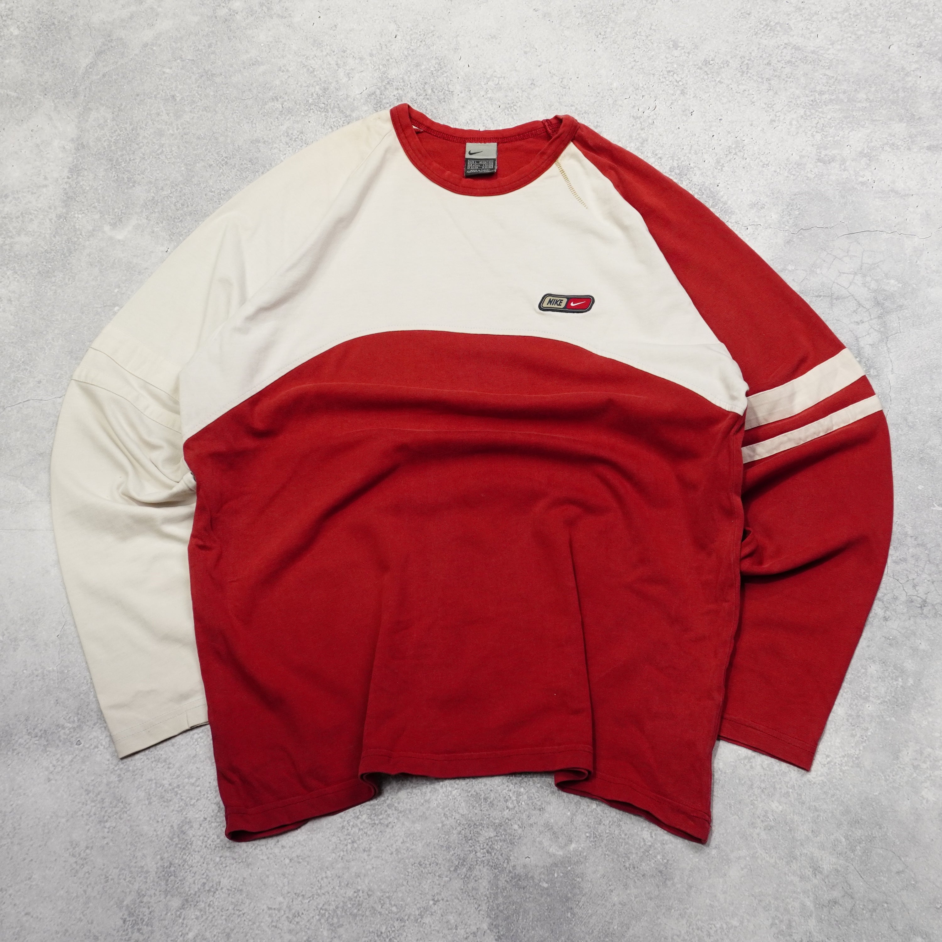 2000s Nike Long Sleeve T-Shirt