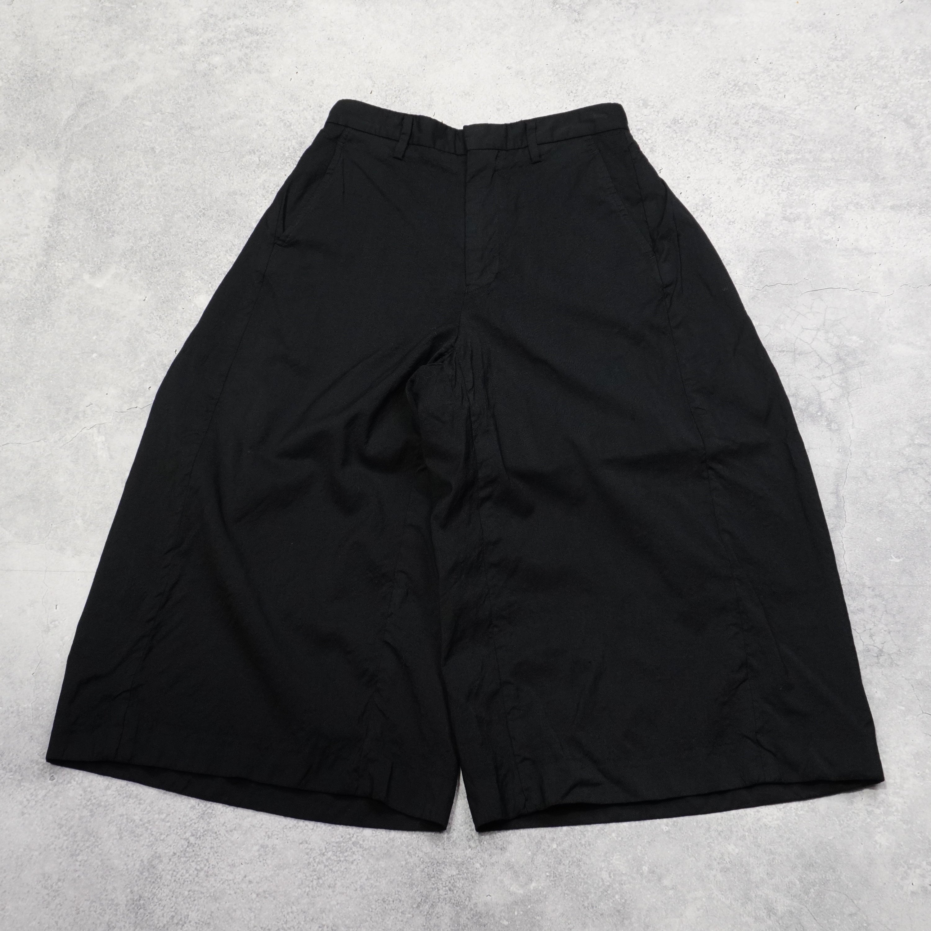 Noir Kei Ninomiya Back Pleat Shorts
