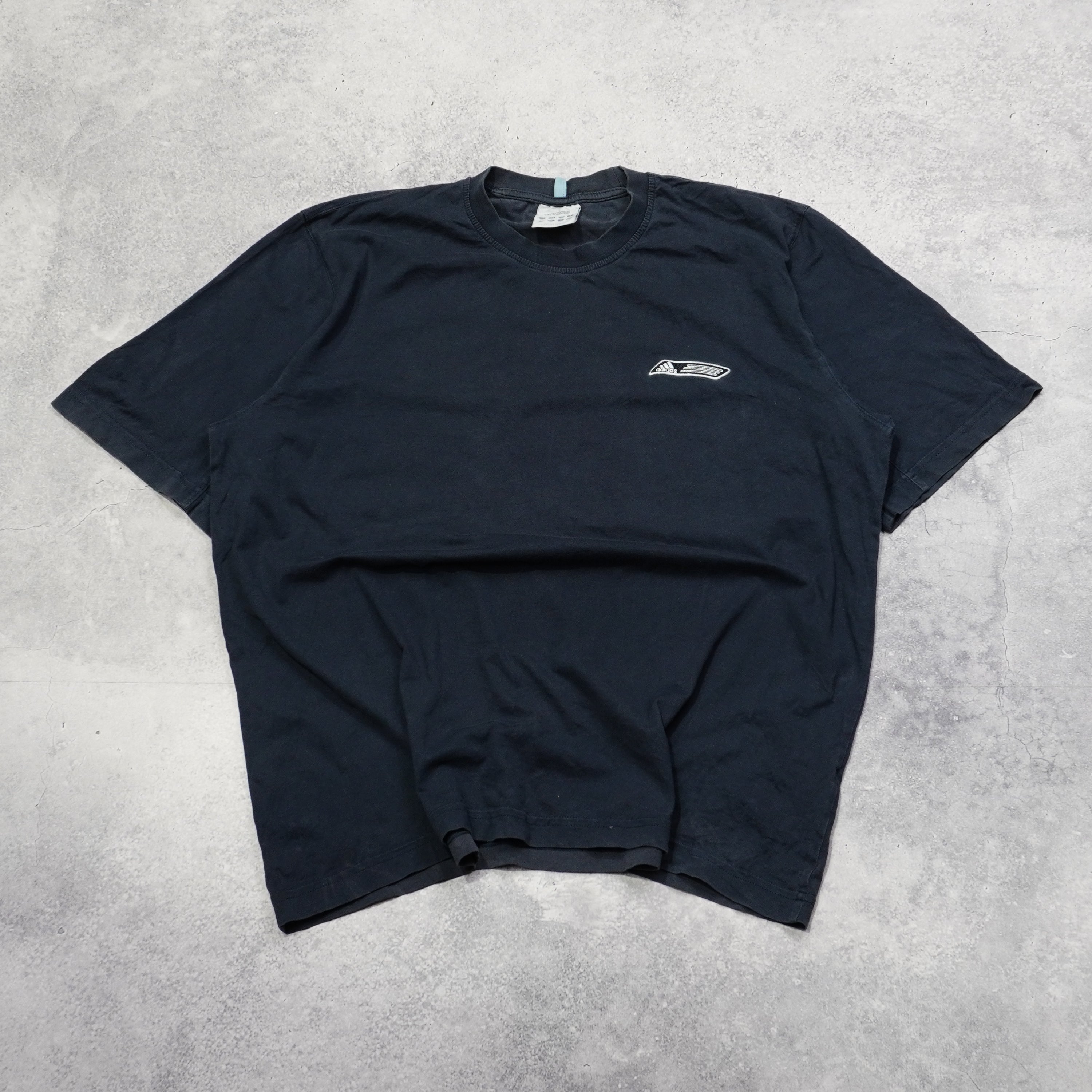 2000s Adidas T-Shirt