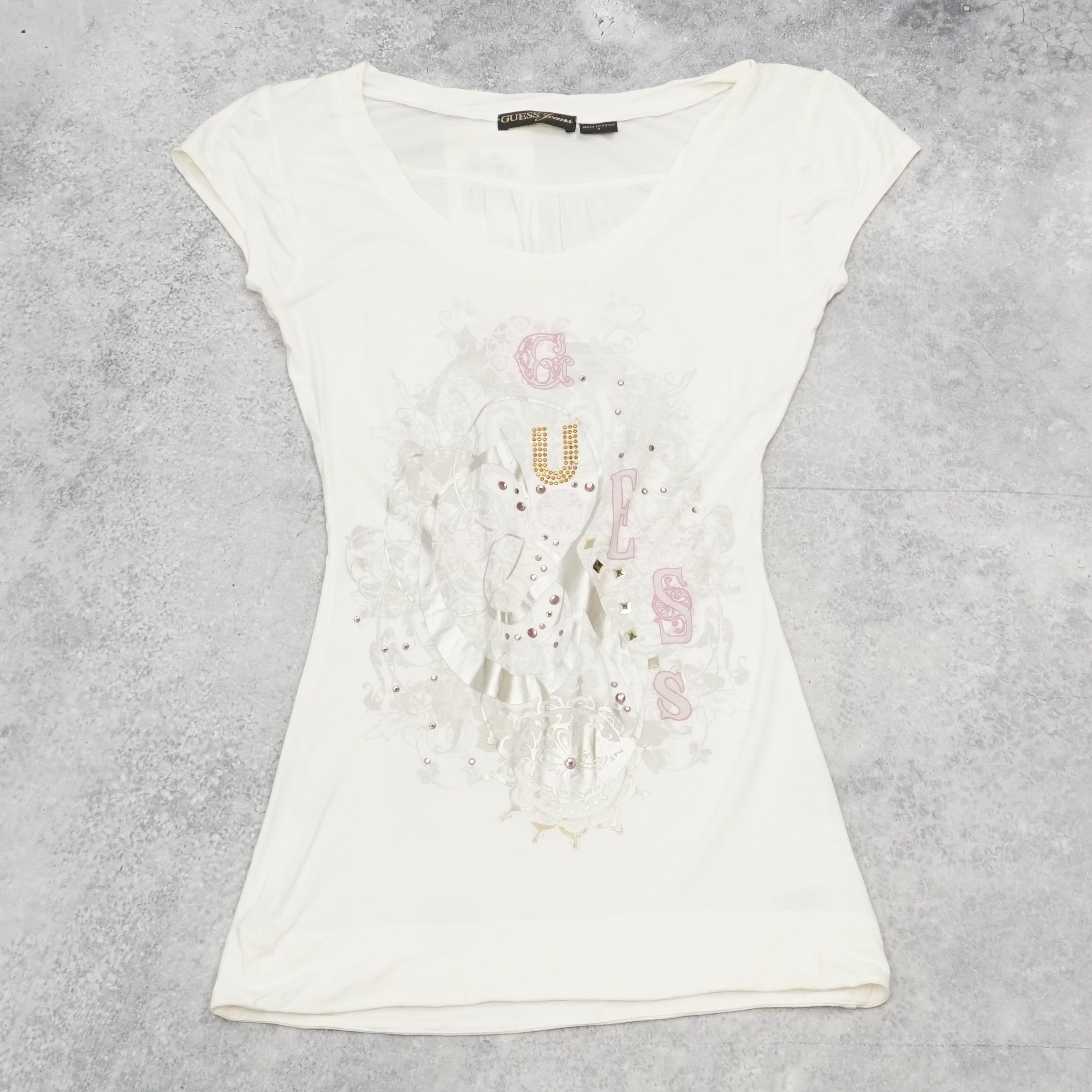 2000s Guess Graphic Embellished Top