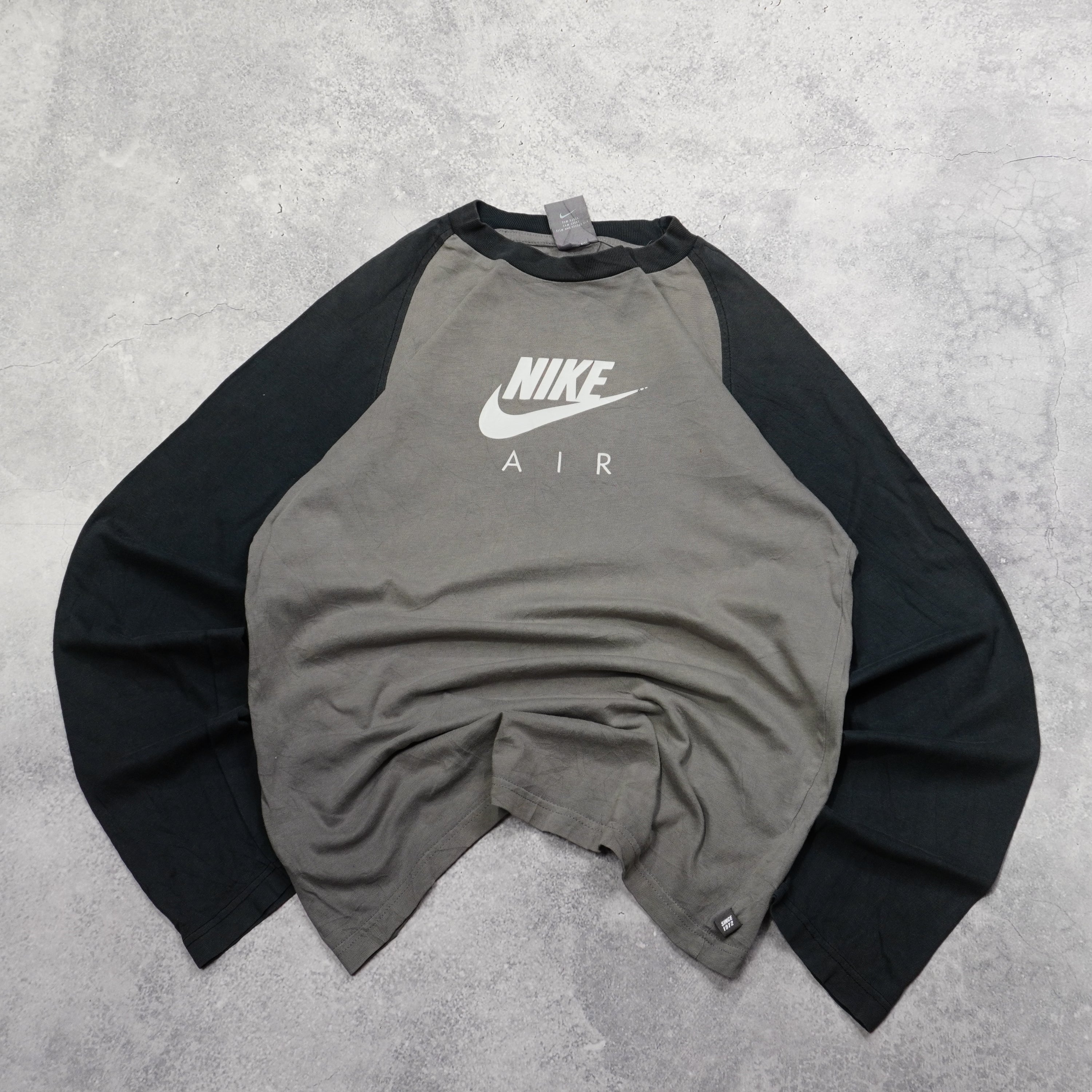 Nike Long Sleeve T-Shirt
