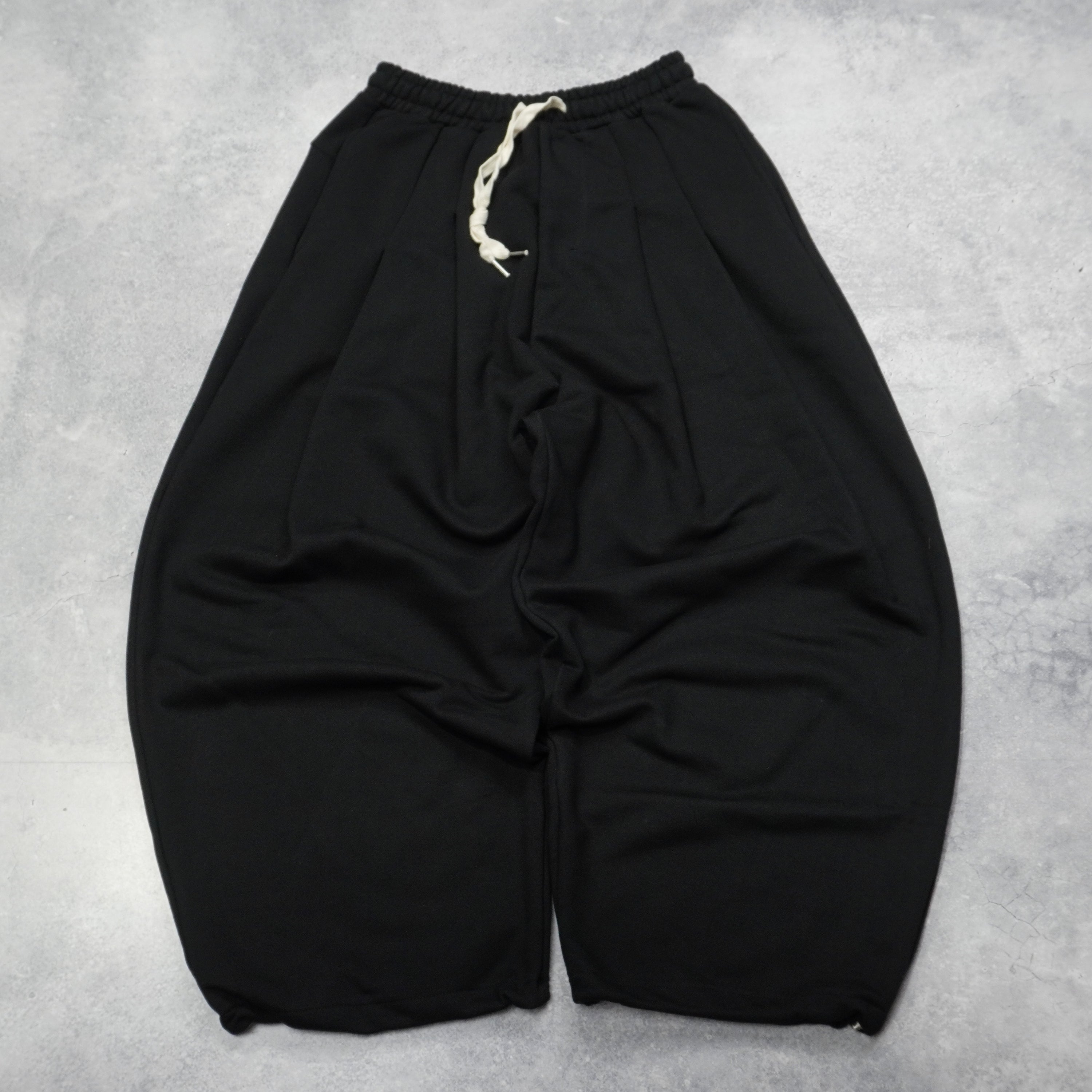 Pulse Pleated Sweatpants