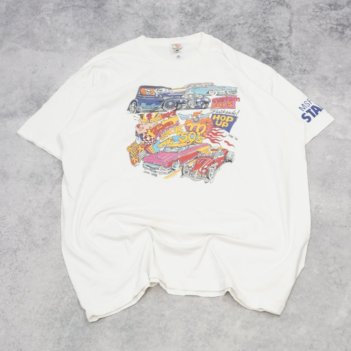 2000s Fruit of the Loom Graphic T-Shirt