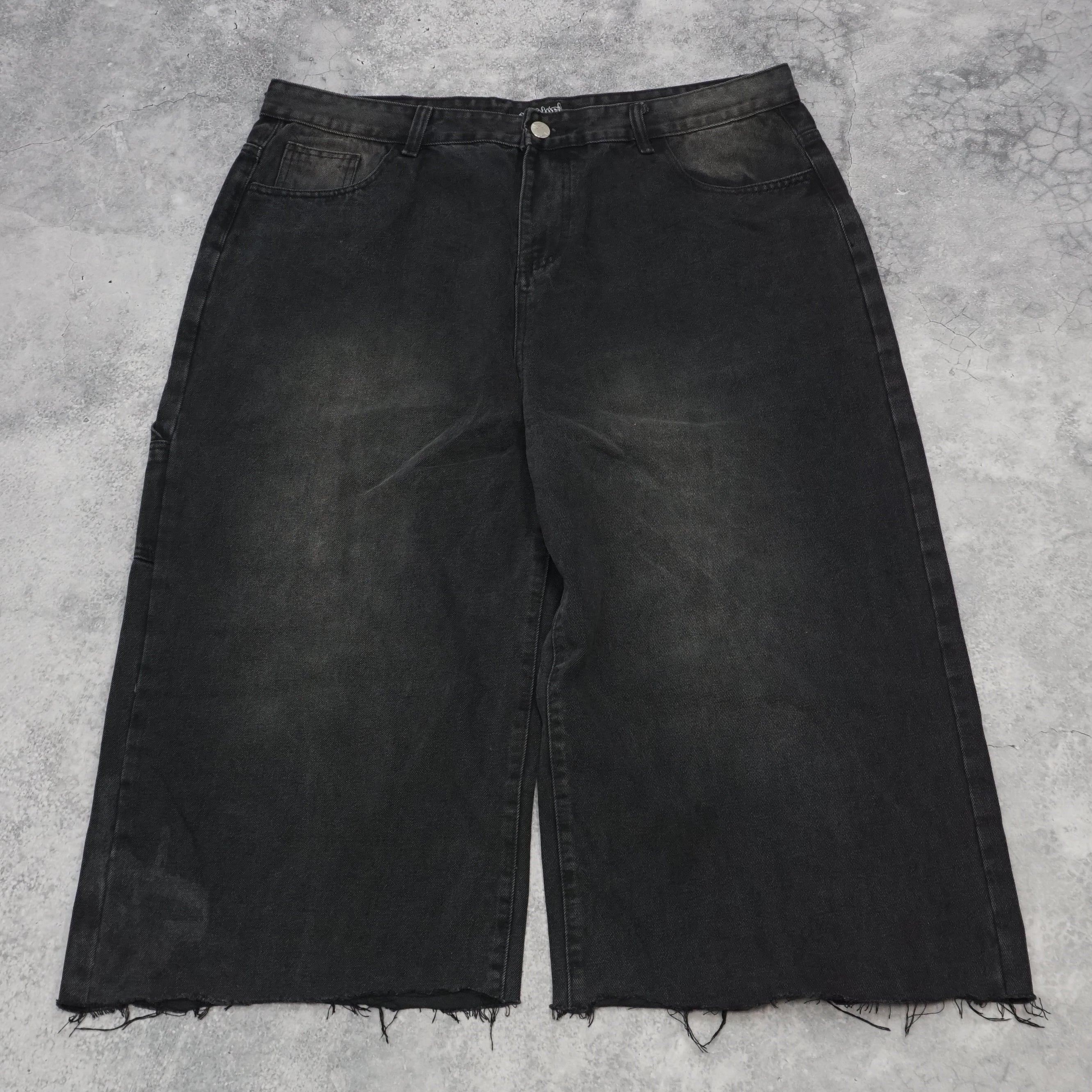 Nickitted Wide Leg Distressed Jorts