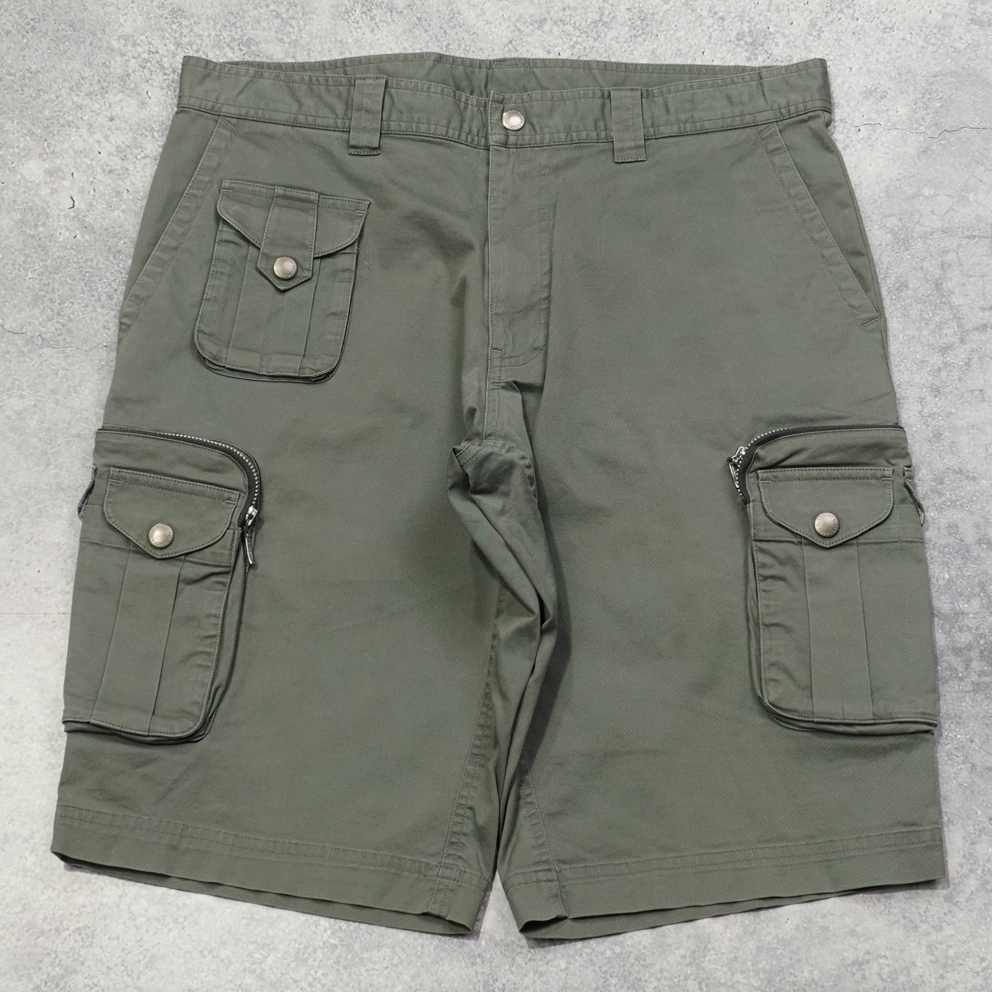 2000s Burberry Black Label Cargo Shorts