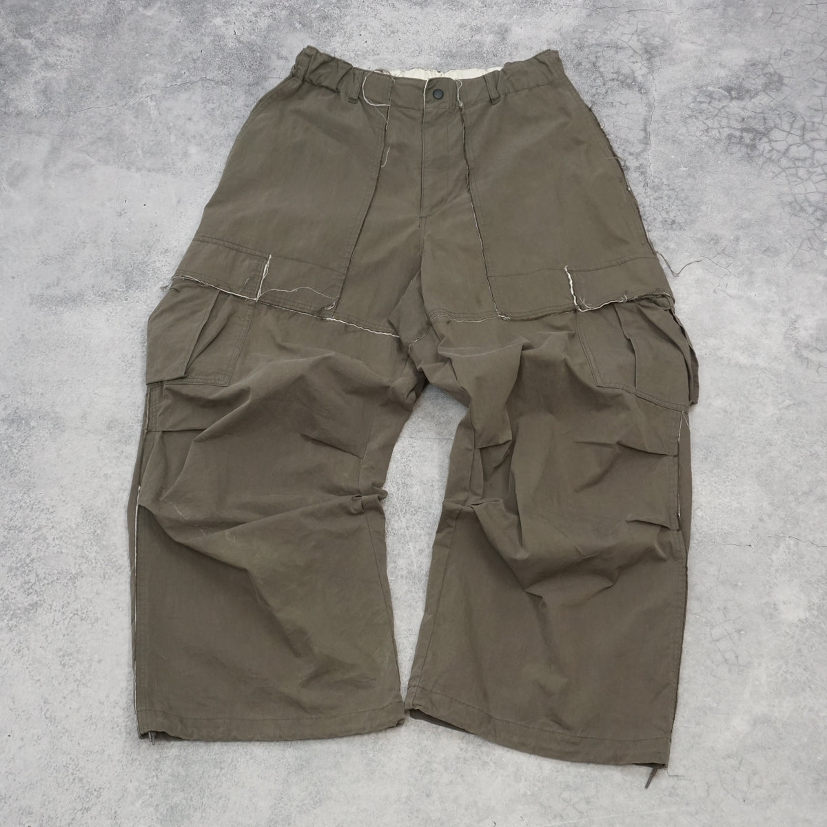 GOA Raw Edge Wide Leg Cargo Pants