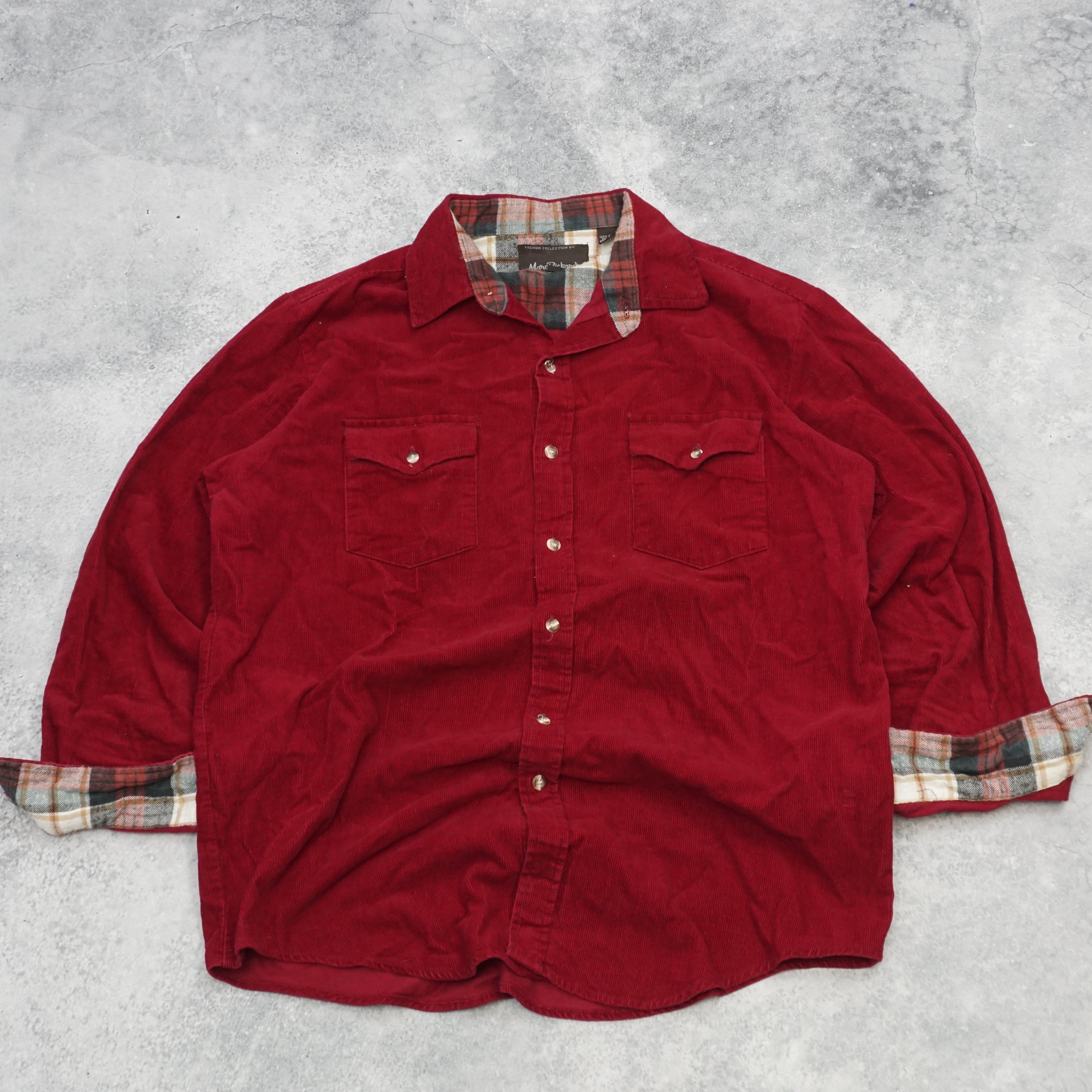 Man Richards Plaid Contrast Button Up