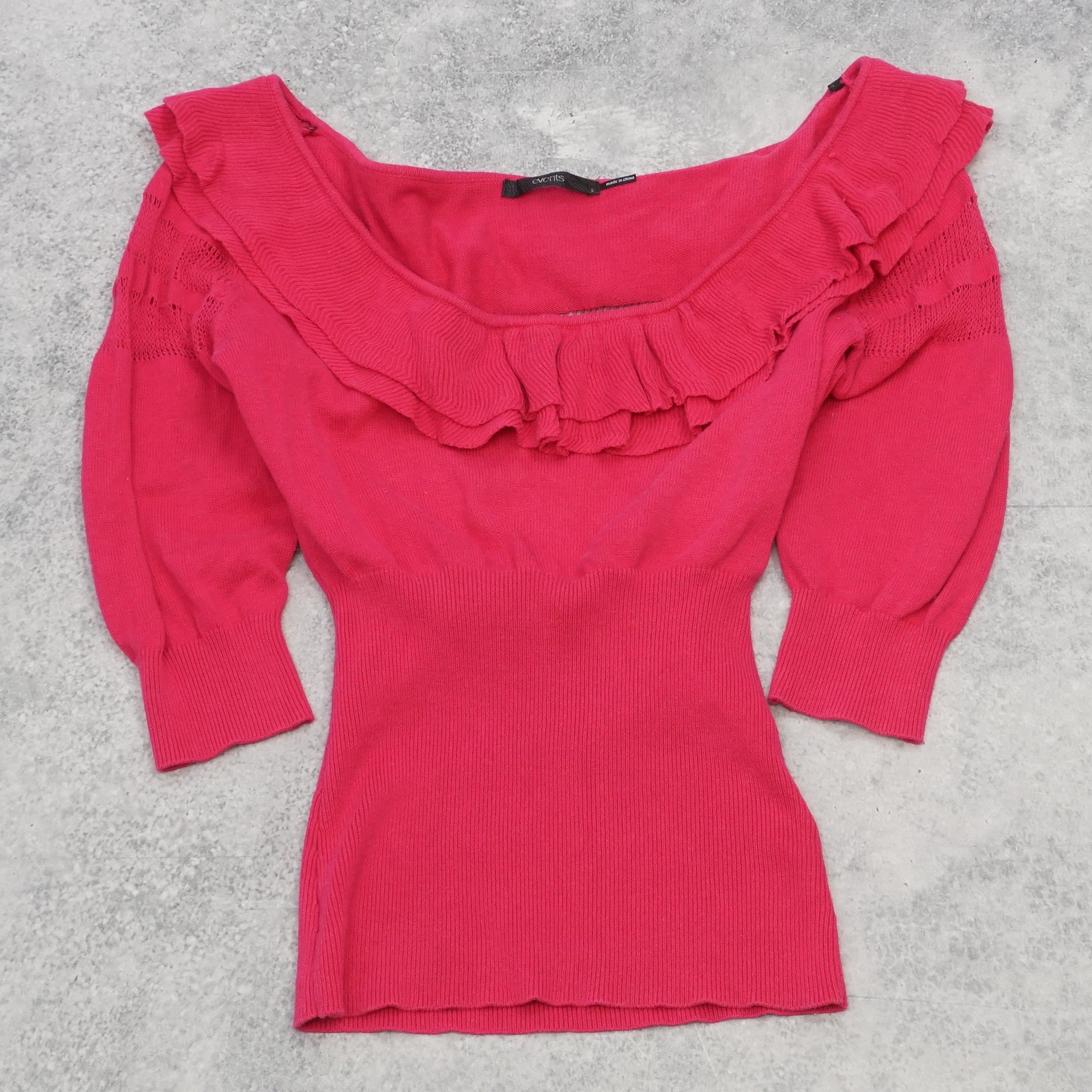 2000s Events Ruffle Neckline Knit Top