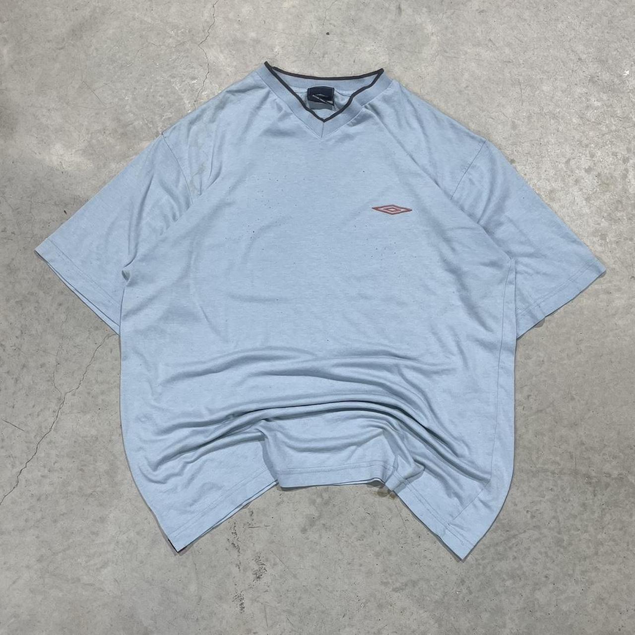 2000s Umbro V Neck T-Shirt