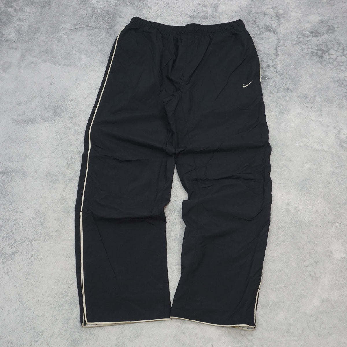 2000s Nike Piped Zip Hem Track Pants