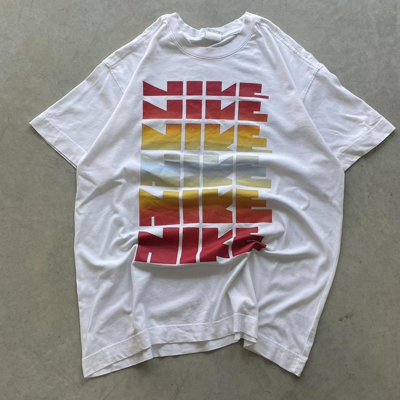2000s Nike Graphic T-Shirt