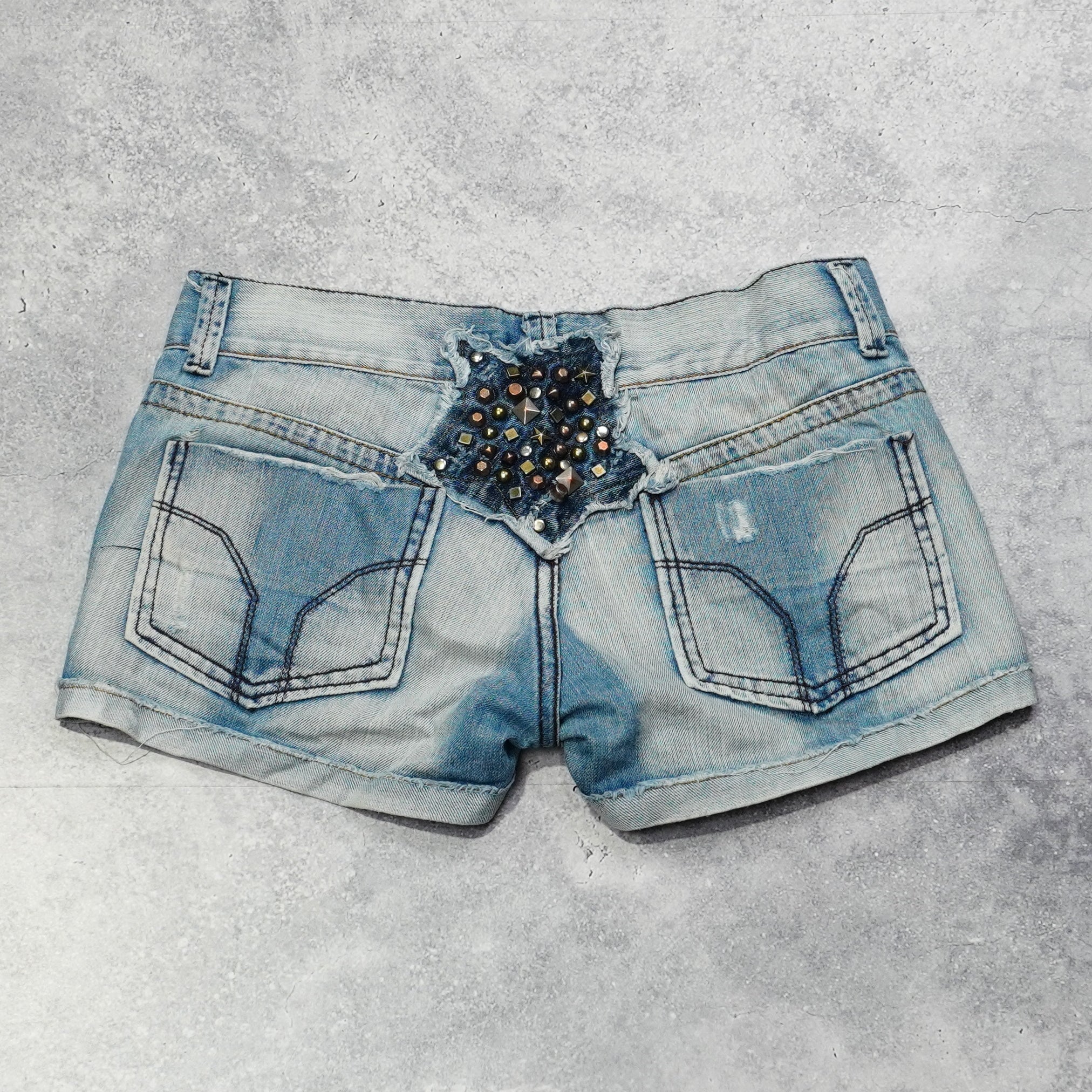 2000s Yilish Distressed Denim Shorts