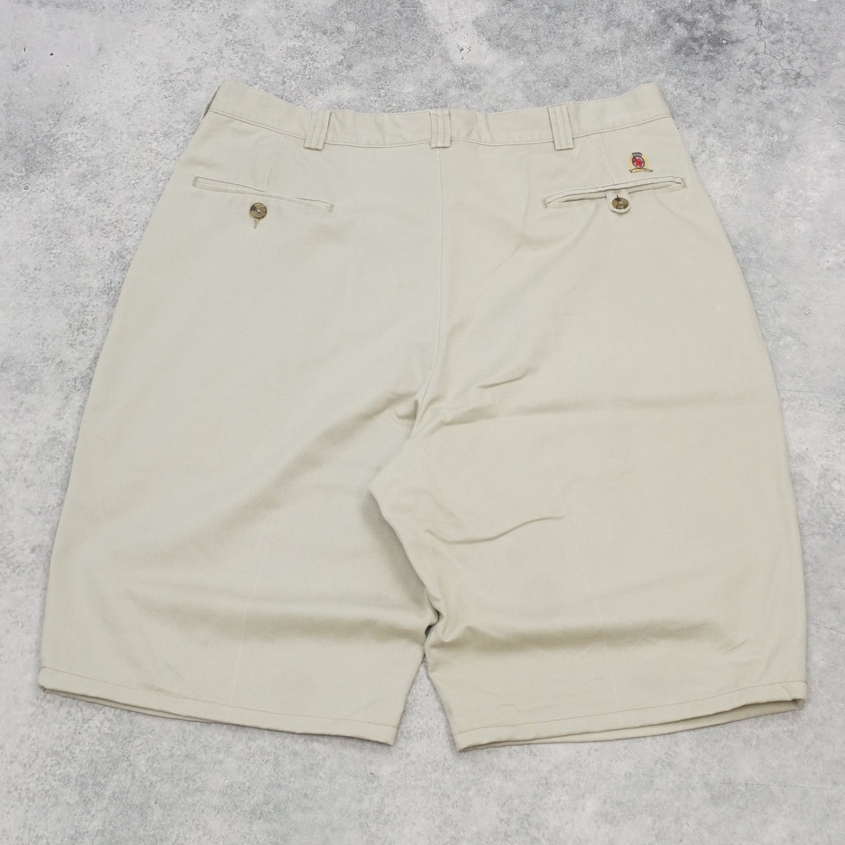 90s Tommy Hilfiger Pleated Chino Crest Shorts