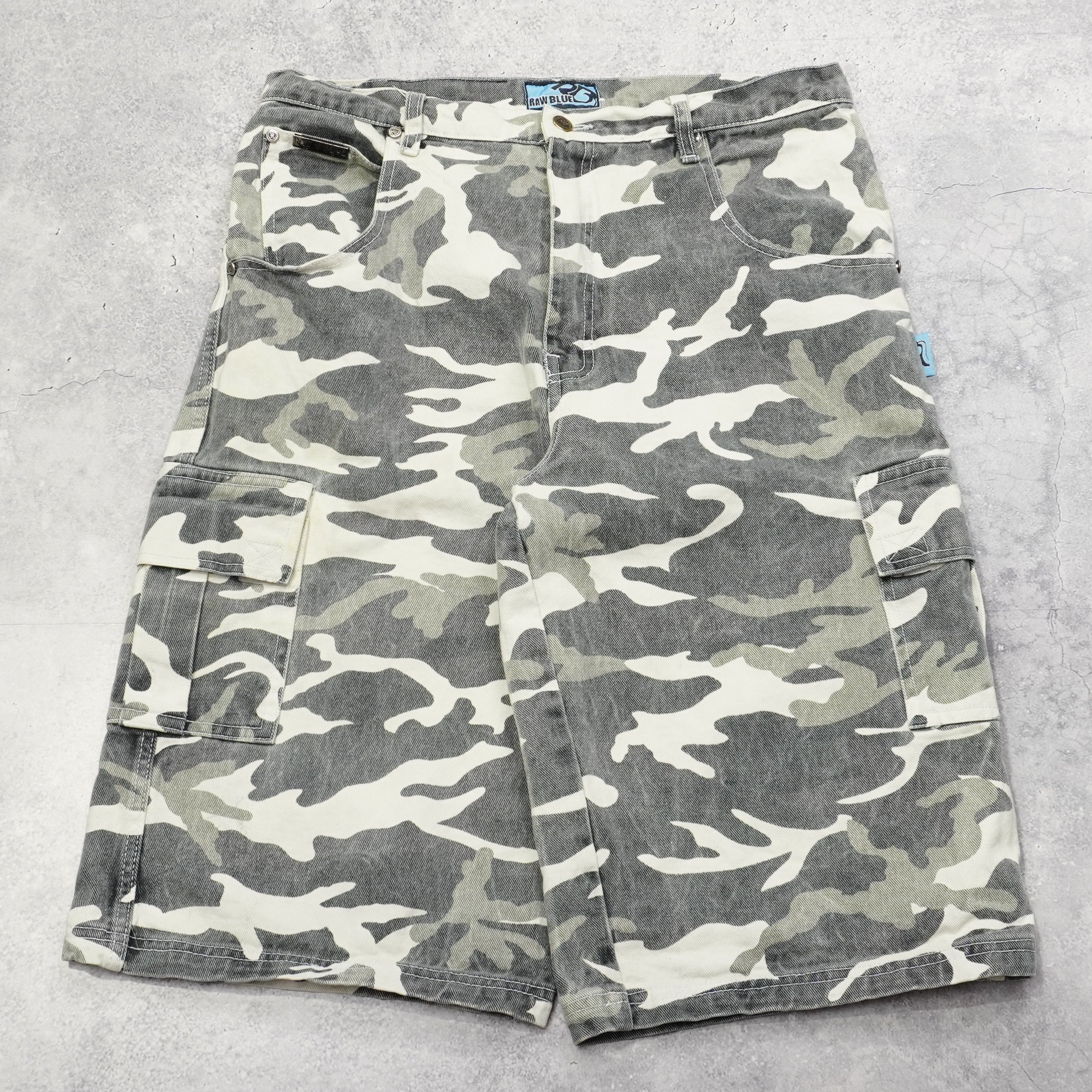 2000s Raw Blue Camo Cargo Shorts
