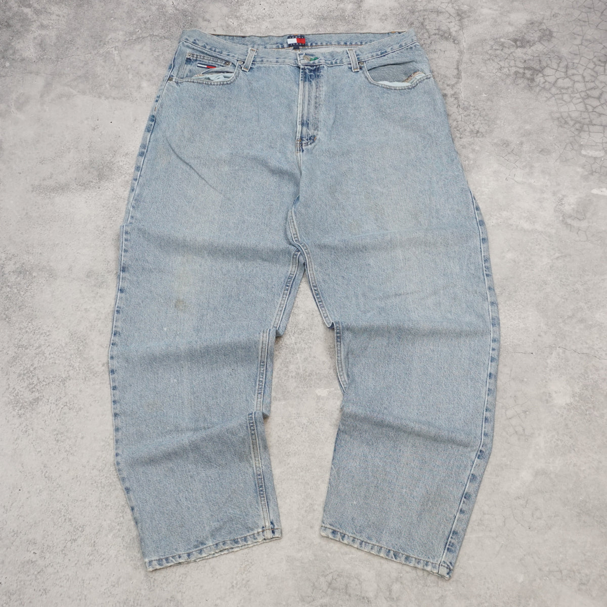 90s Tommy Hilfiger Baggy Light Wash Jeans
