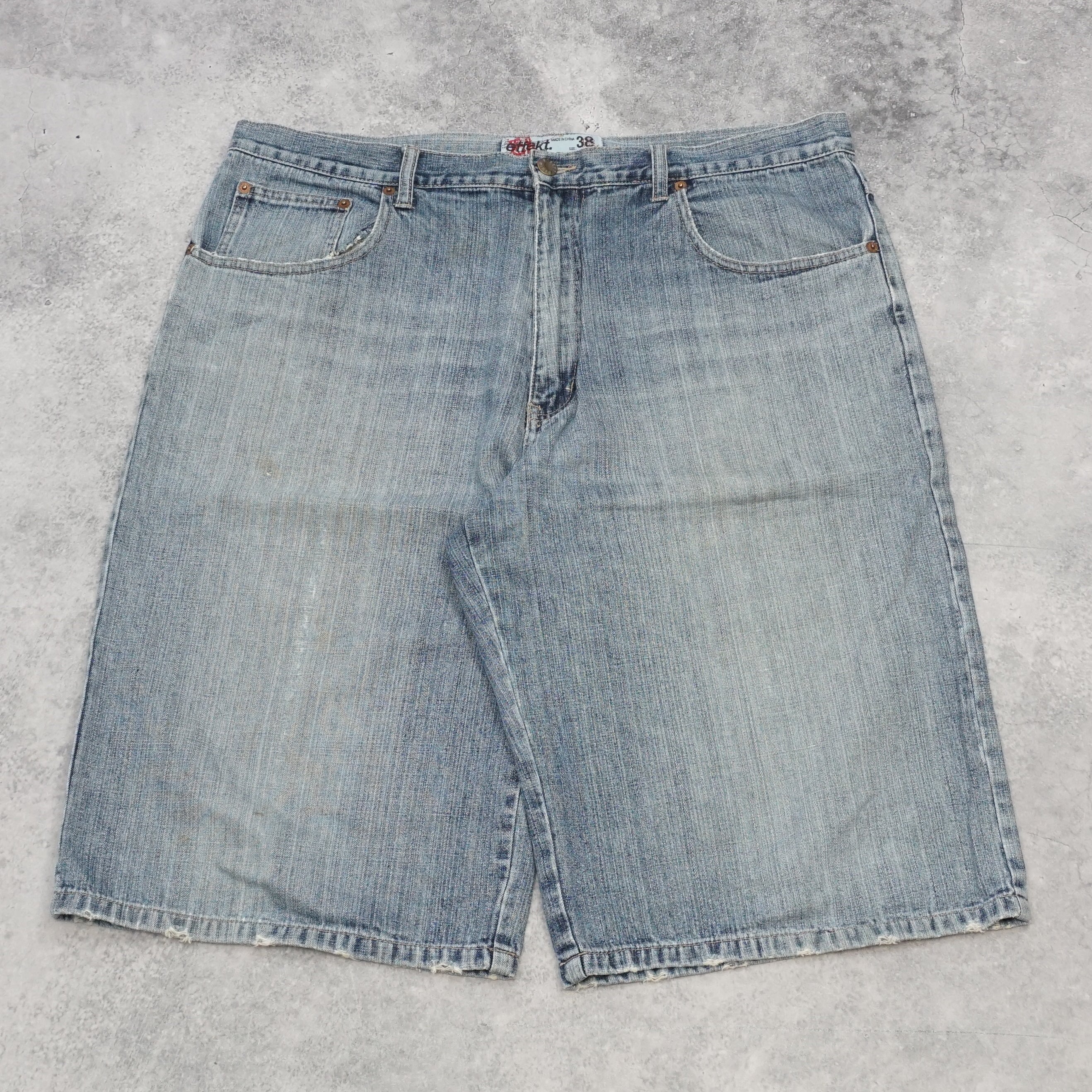 2000s Effekt Baggy Light Wash Jorts