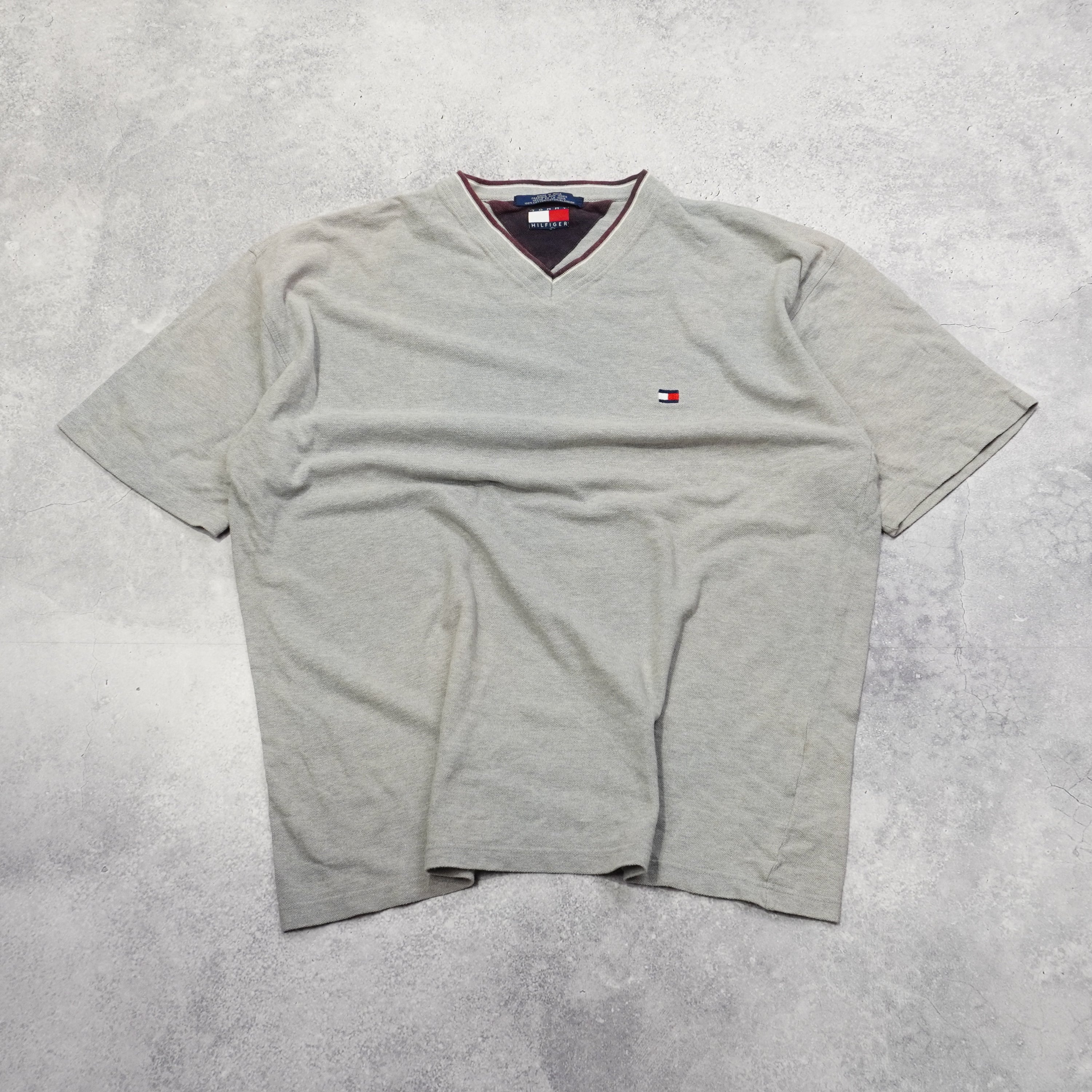 2000s Tommy Hilfiger T-Shirt