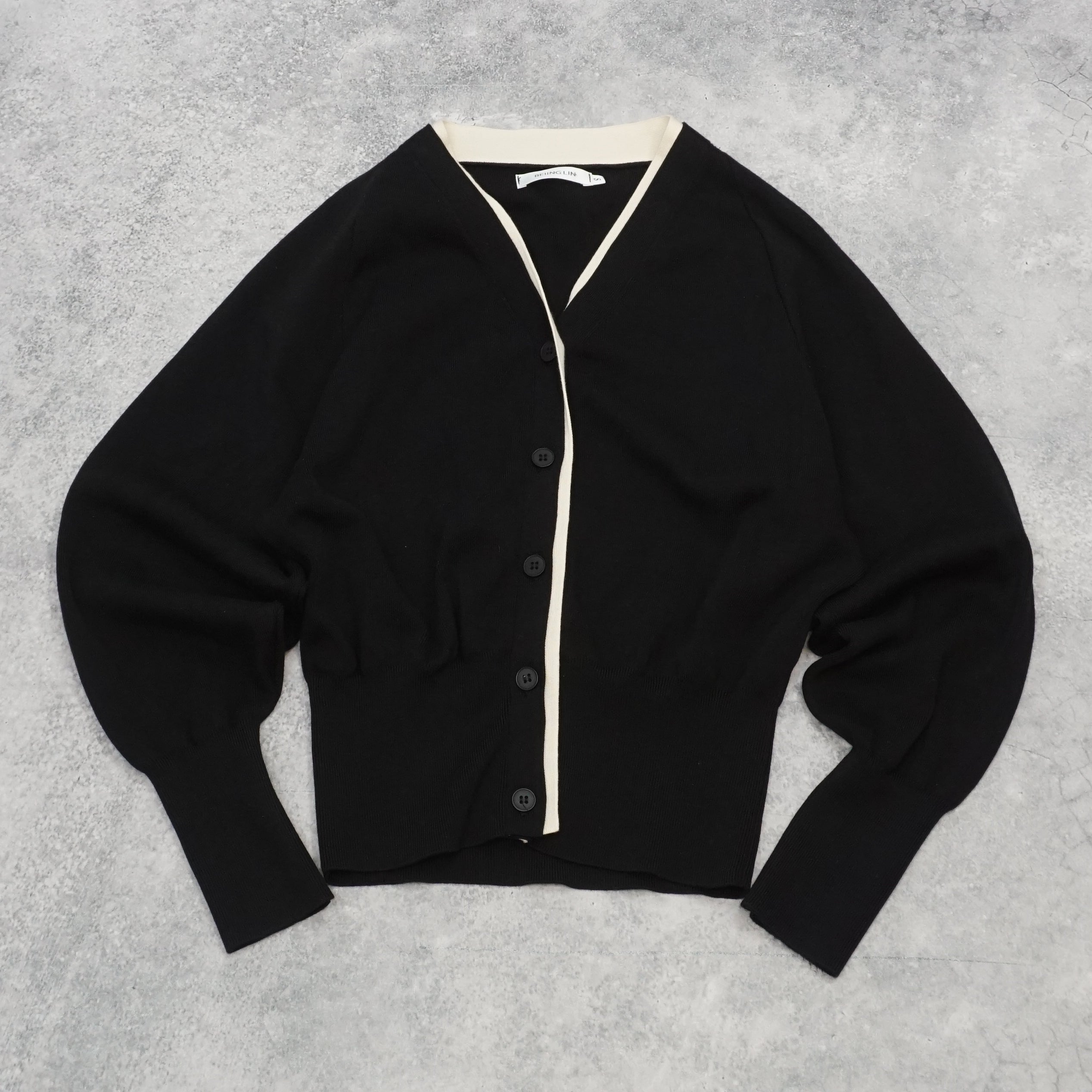 Beinglin Classic Cardigan