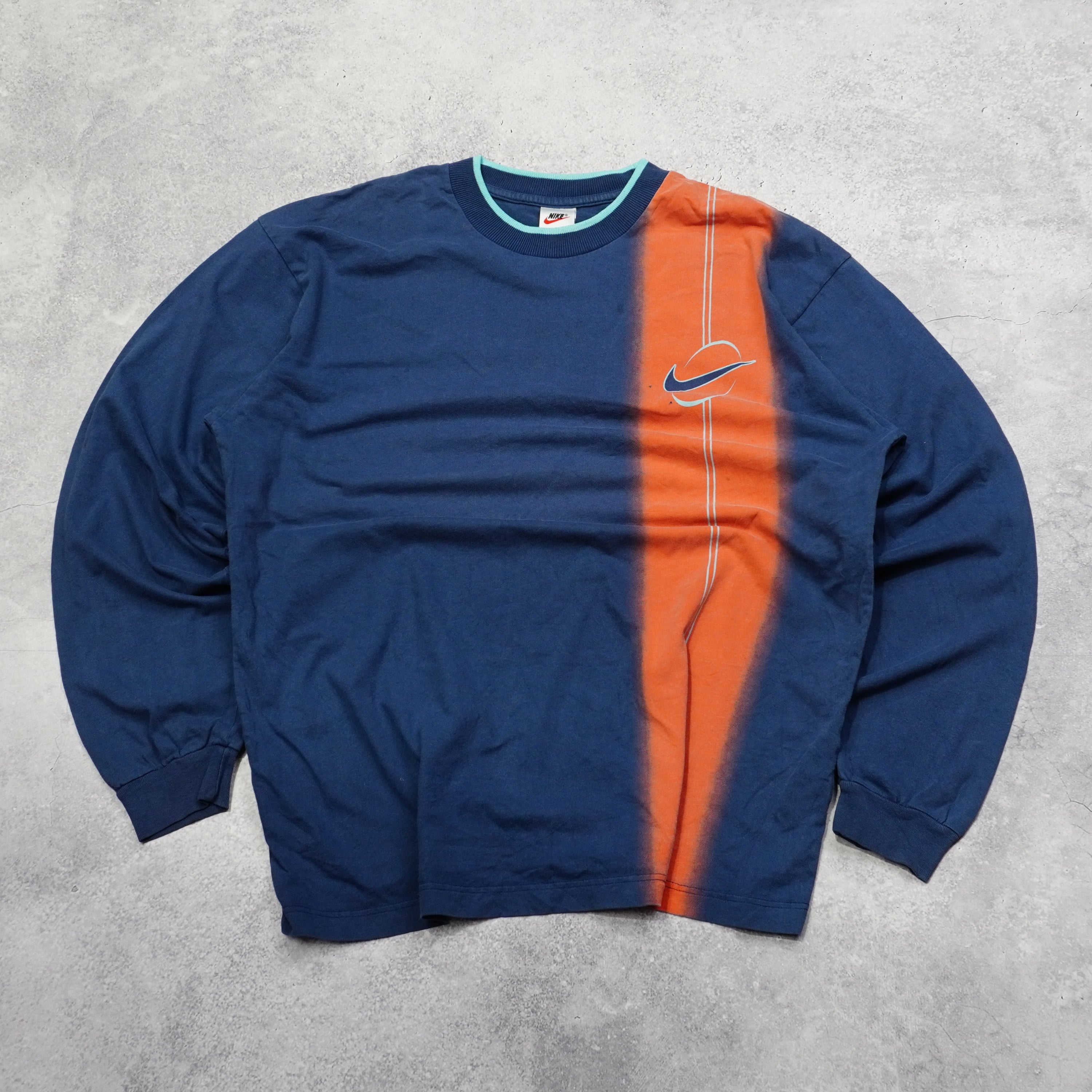 90s Nike Long Sleeve T-Shirt
