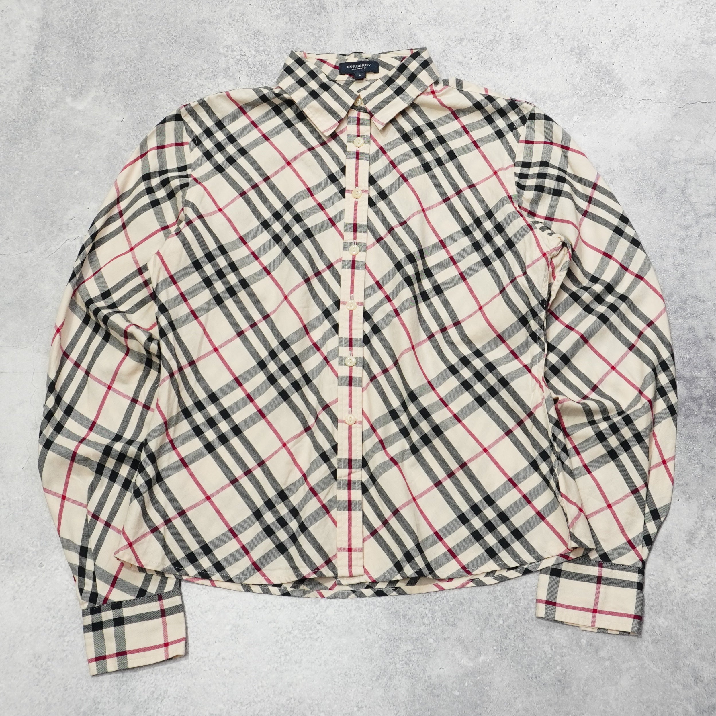 2000s Burberry Button Up
