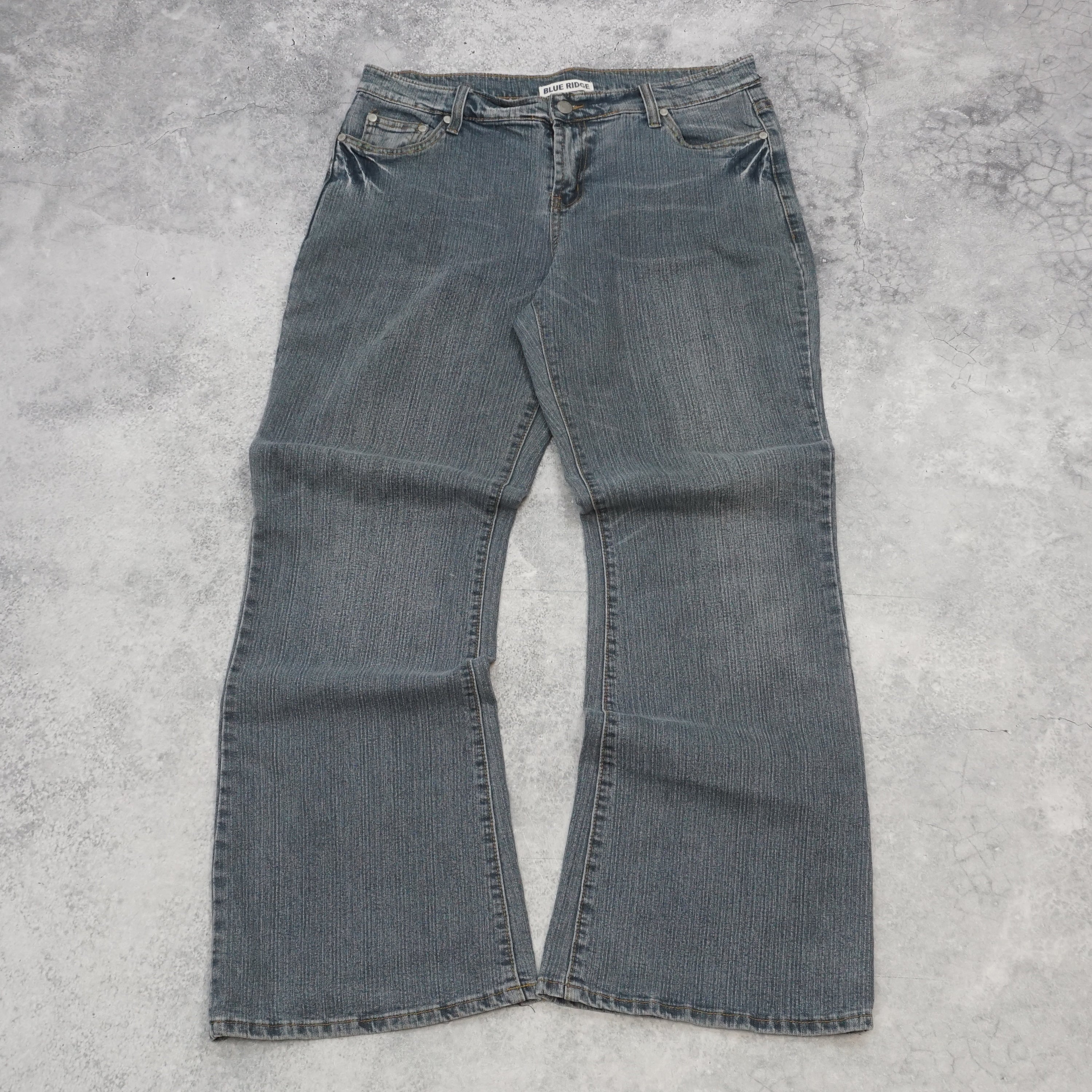 2000s Blue Ridge Flare Jeans