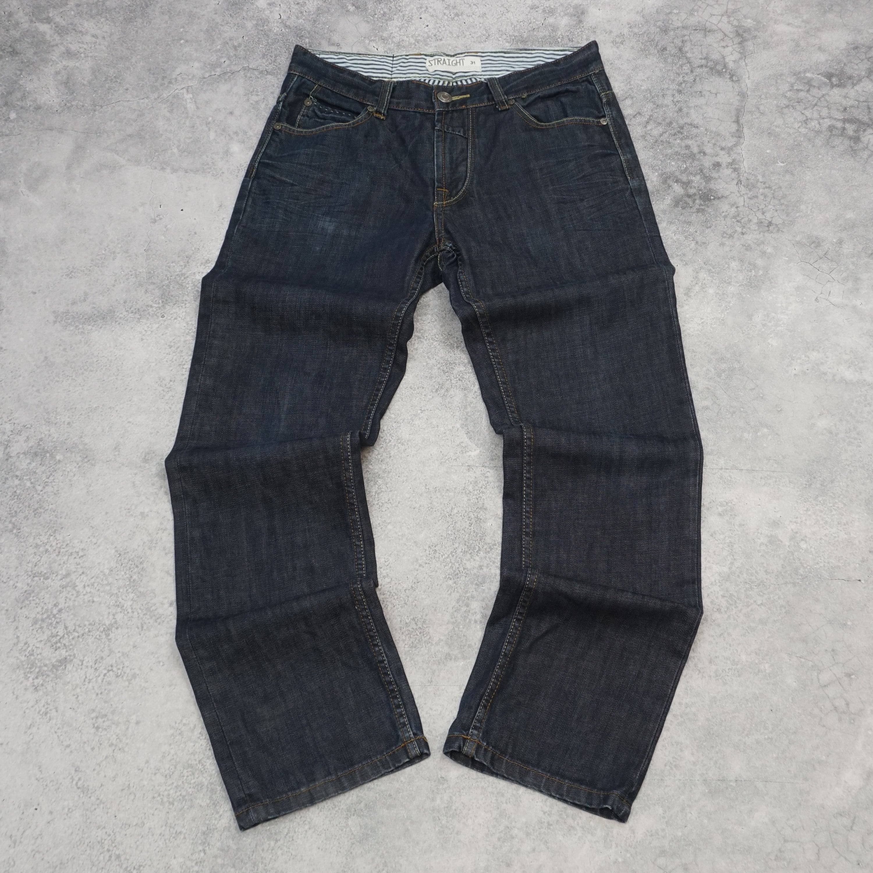 Straight Straight Fit Jeans