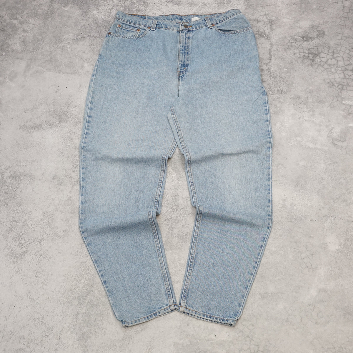 90s Levi's Relaxed Fit Jeans