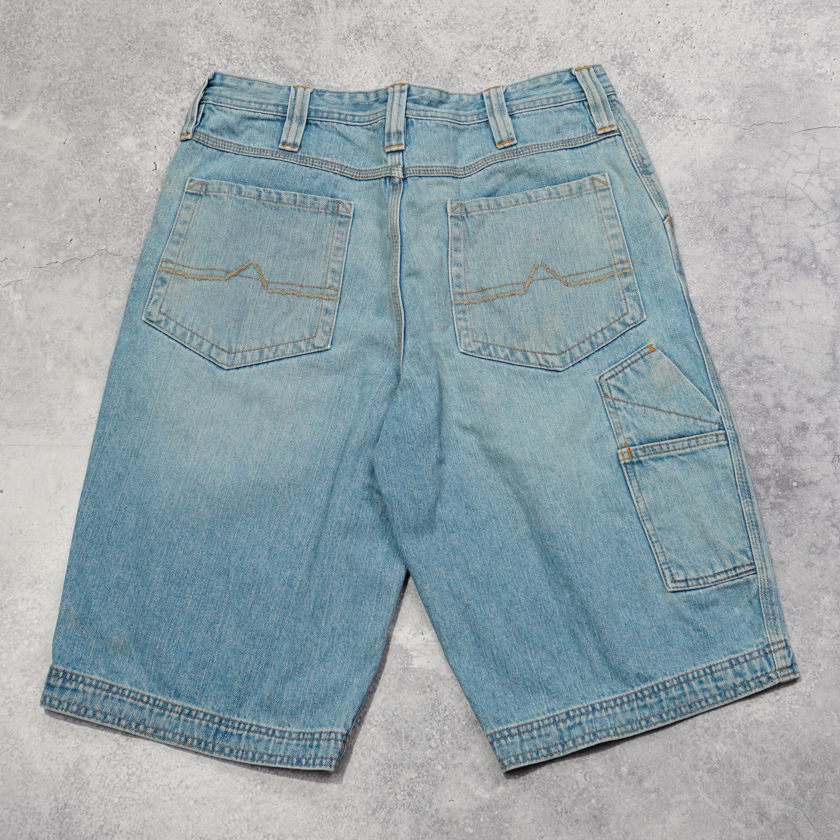 2000s Urban Up Denim Shorts