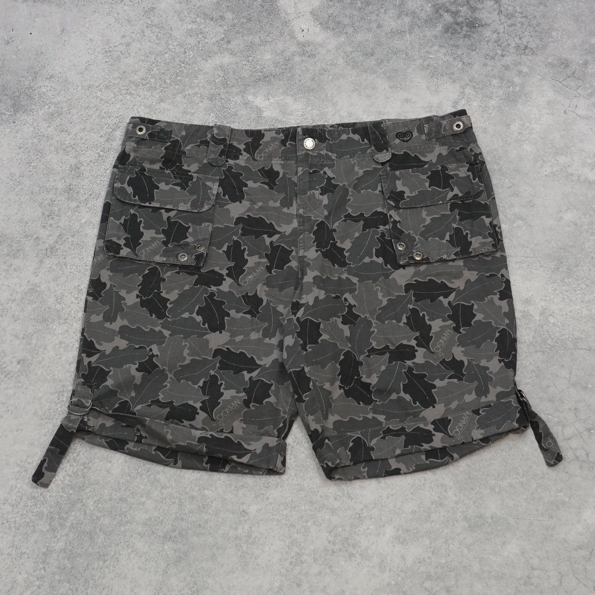 2000s Mango Leaf Camo Shorts