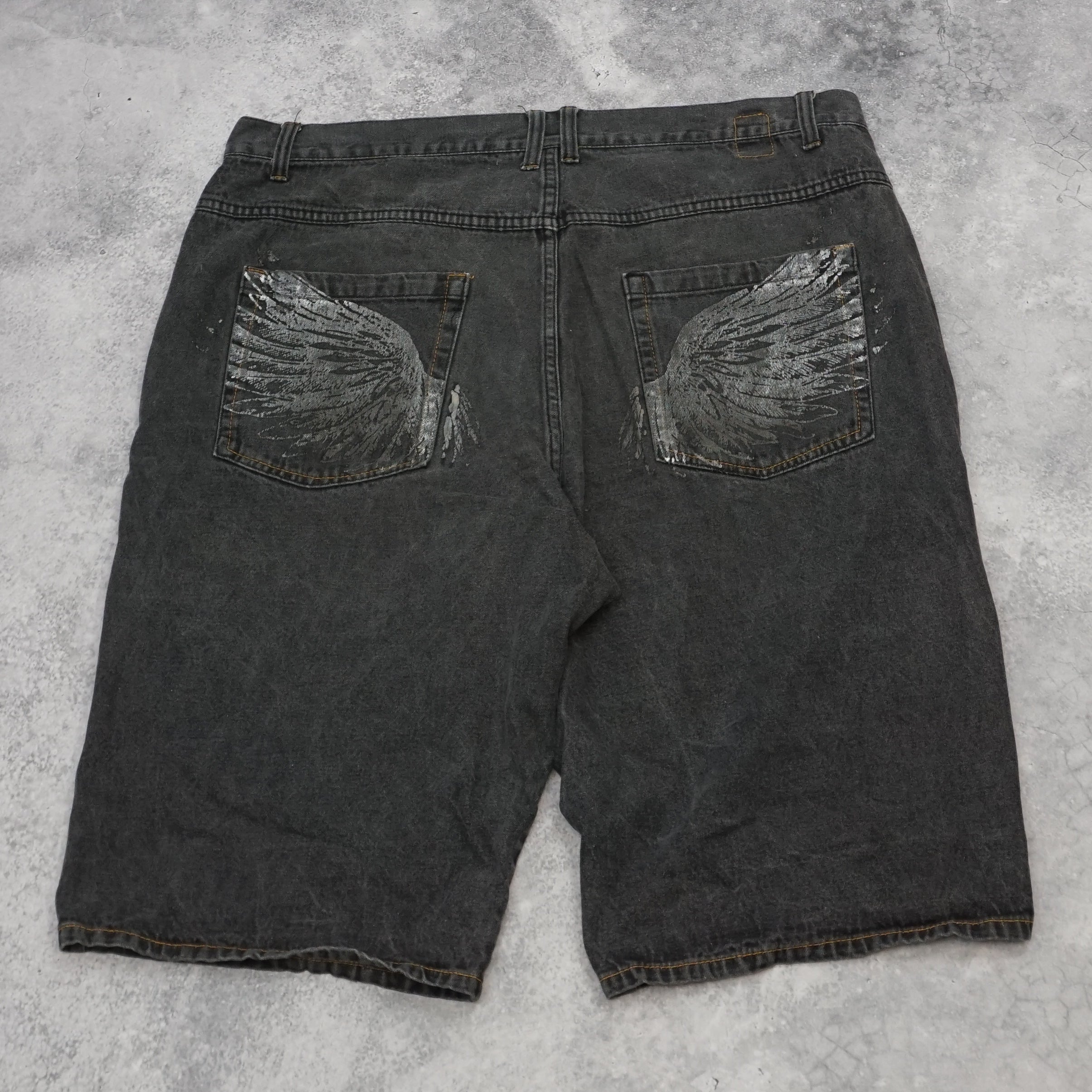 2000s Kani Cargo Embroidered Jorts