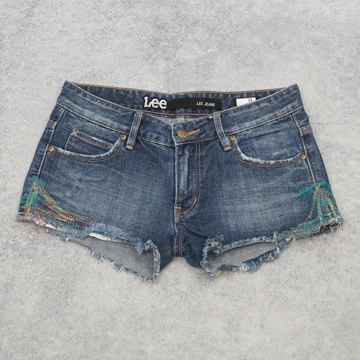 2000s Lee Embroidered Low Rise Shorts